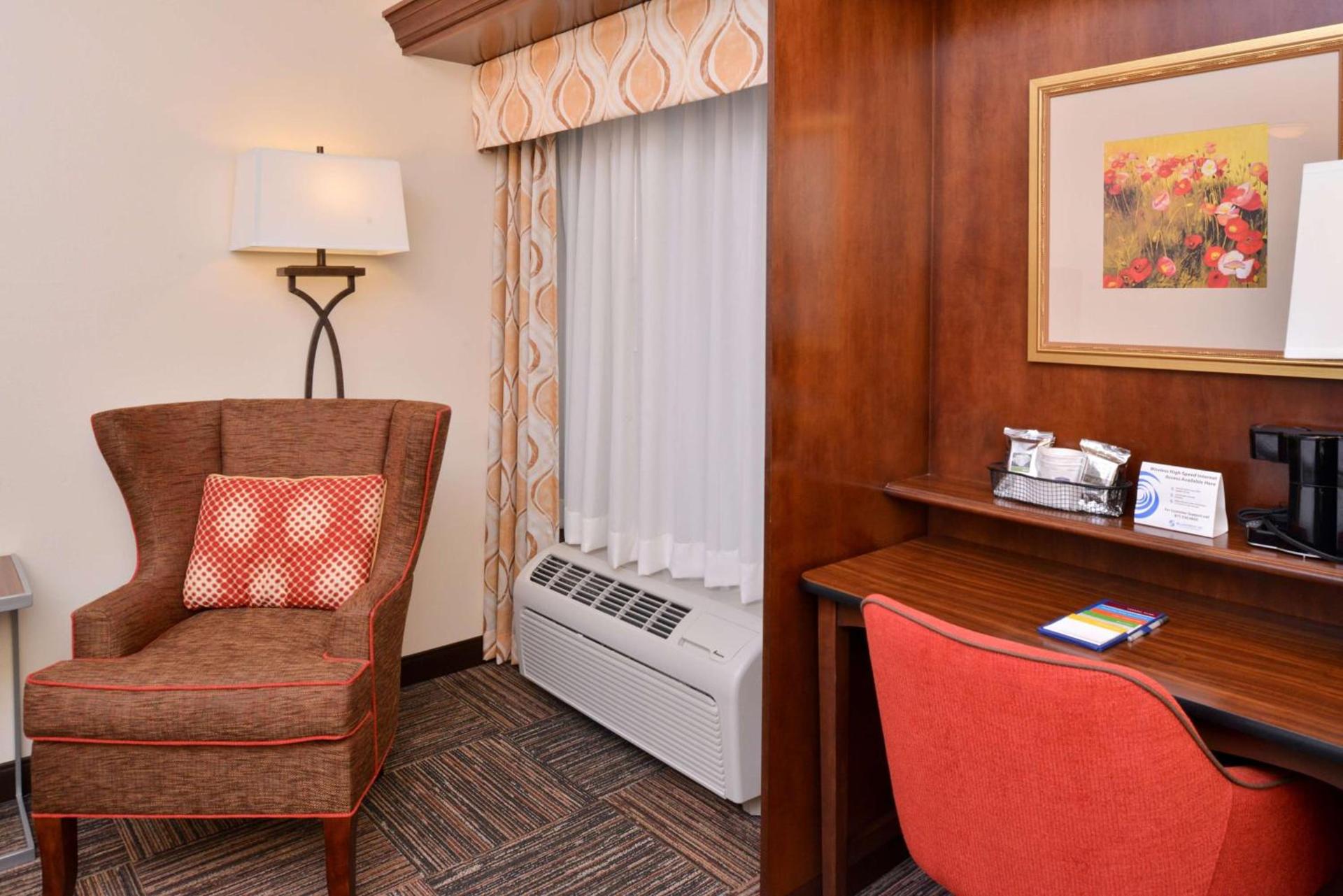 Hampton Inn Elkhart photo 26