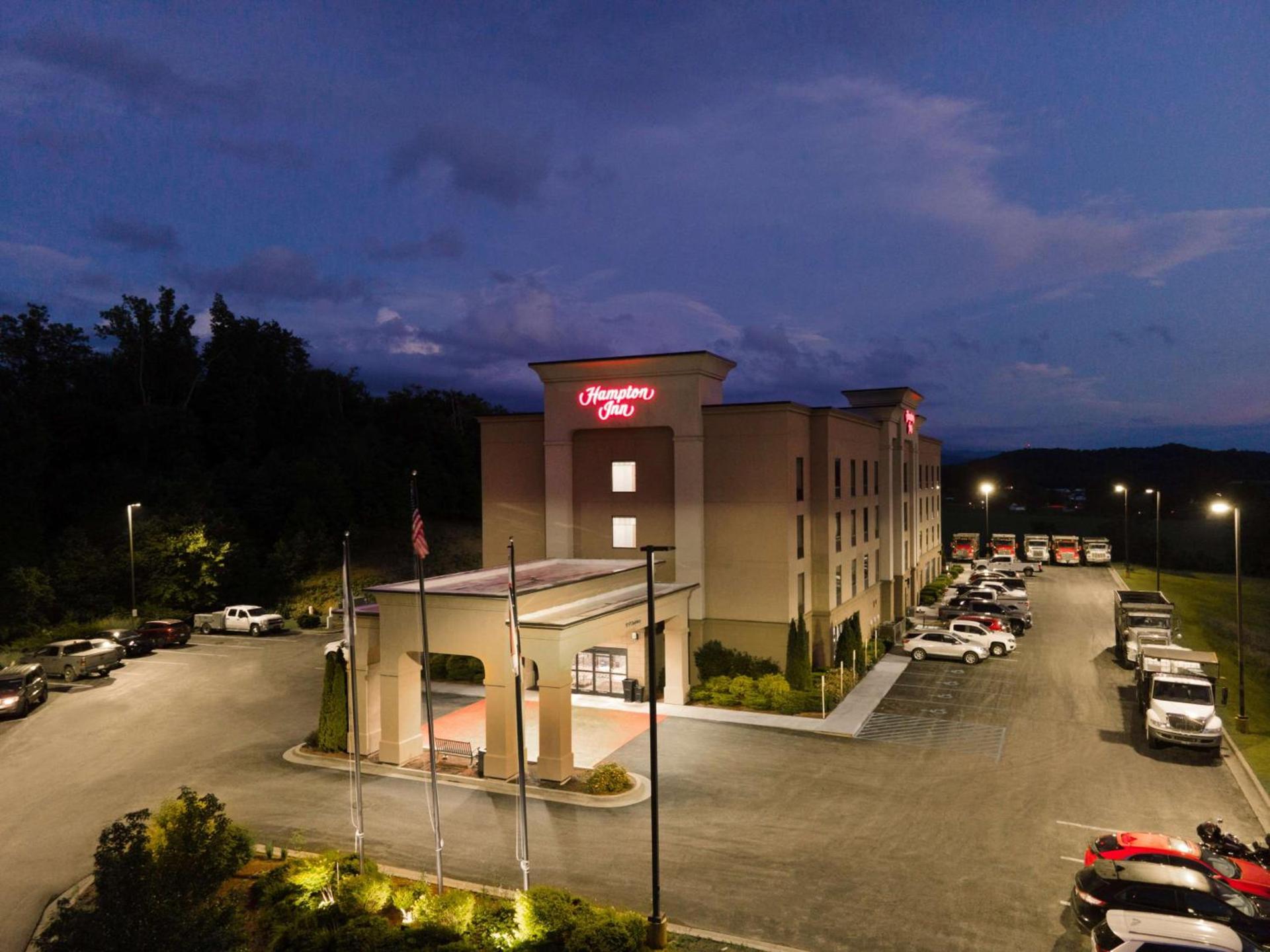 Hampton Inn Elkins photo 3