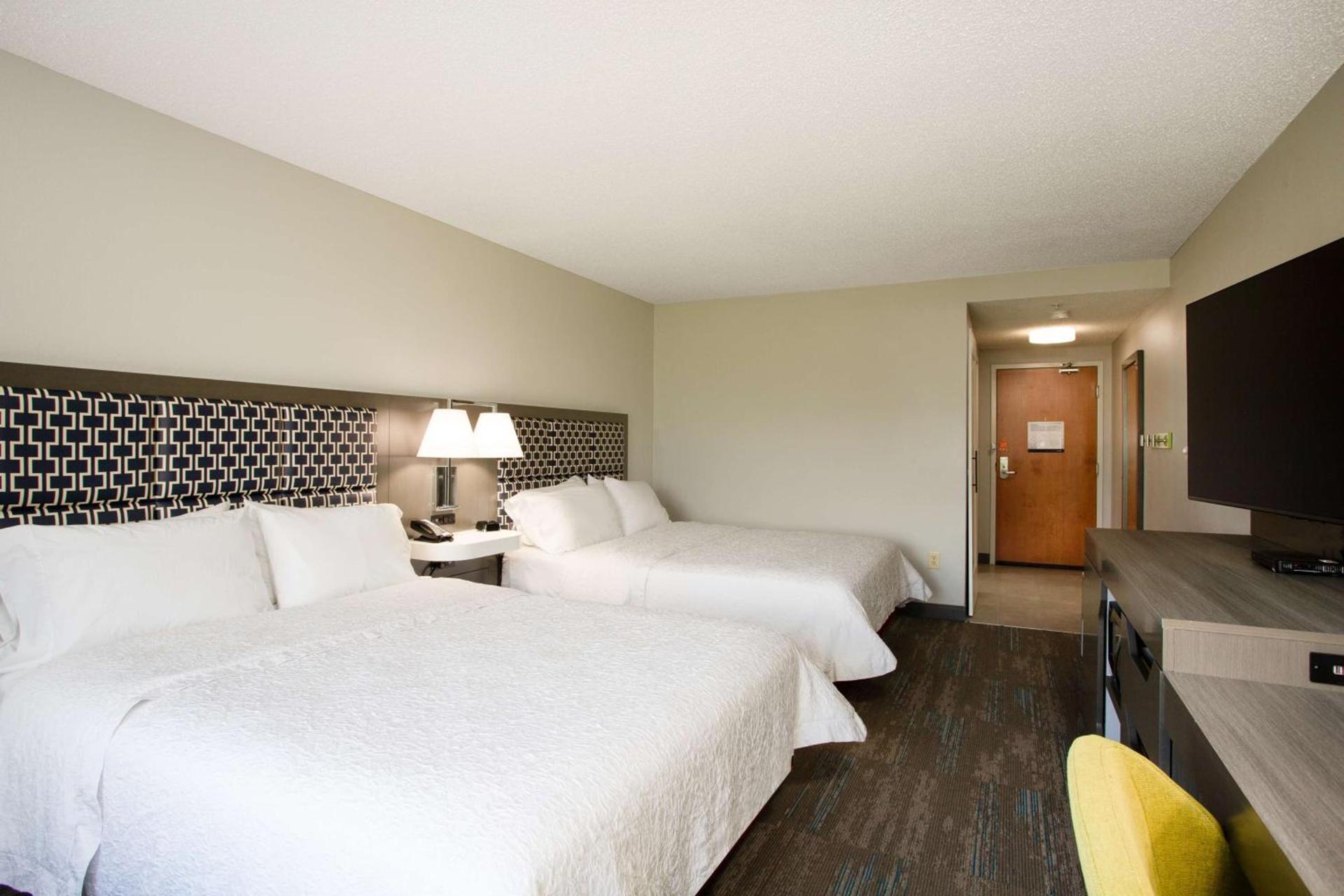 Hampton Inn Elkins photo 15