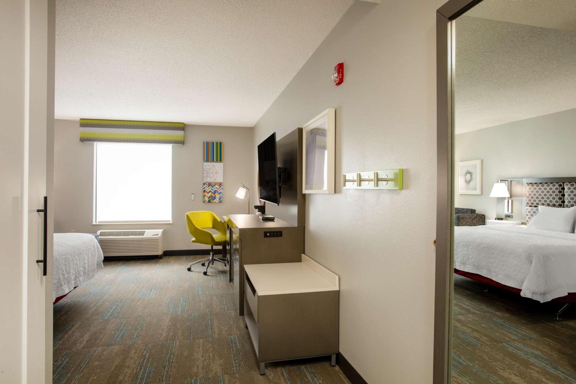 Hampton Inn Elkins photo 18