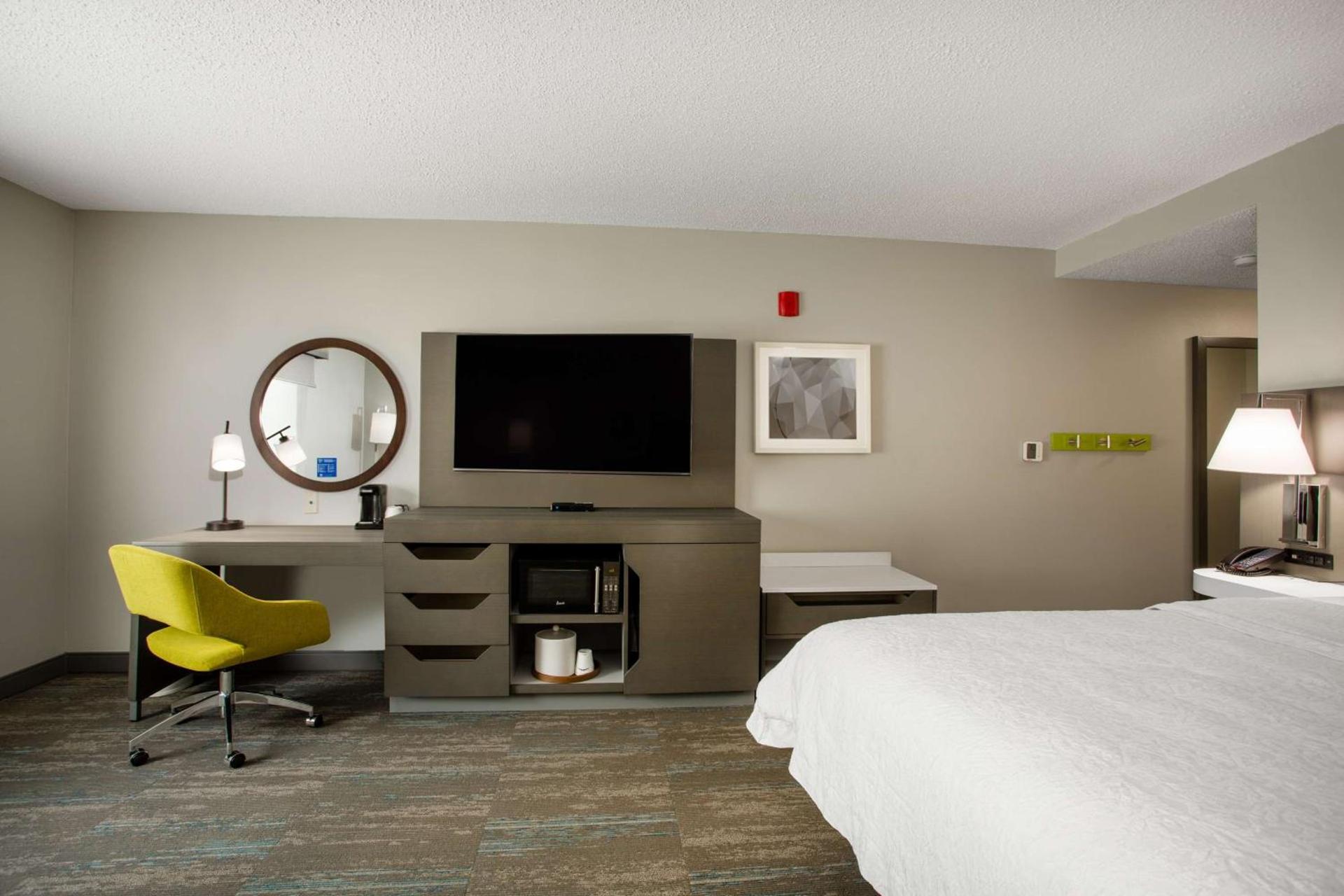 Hampton Inn Elkins photo 30
