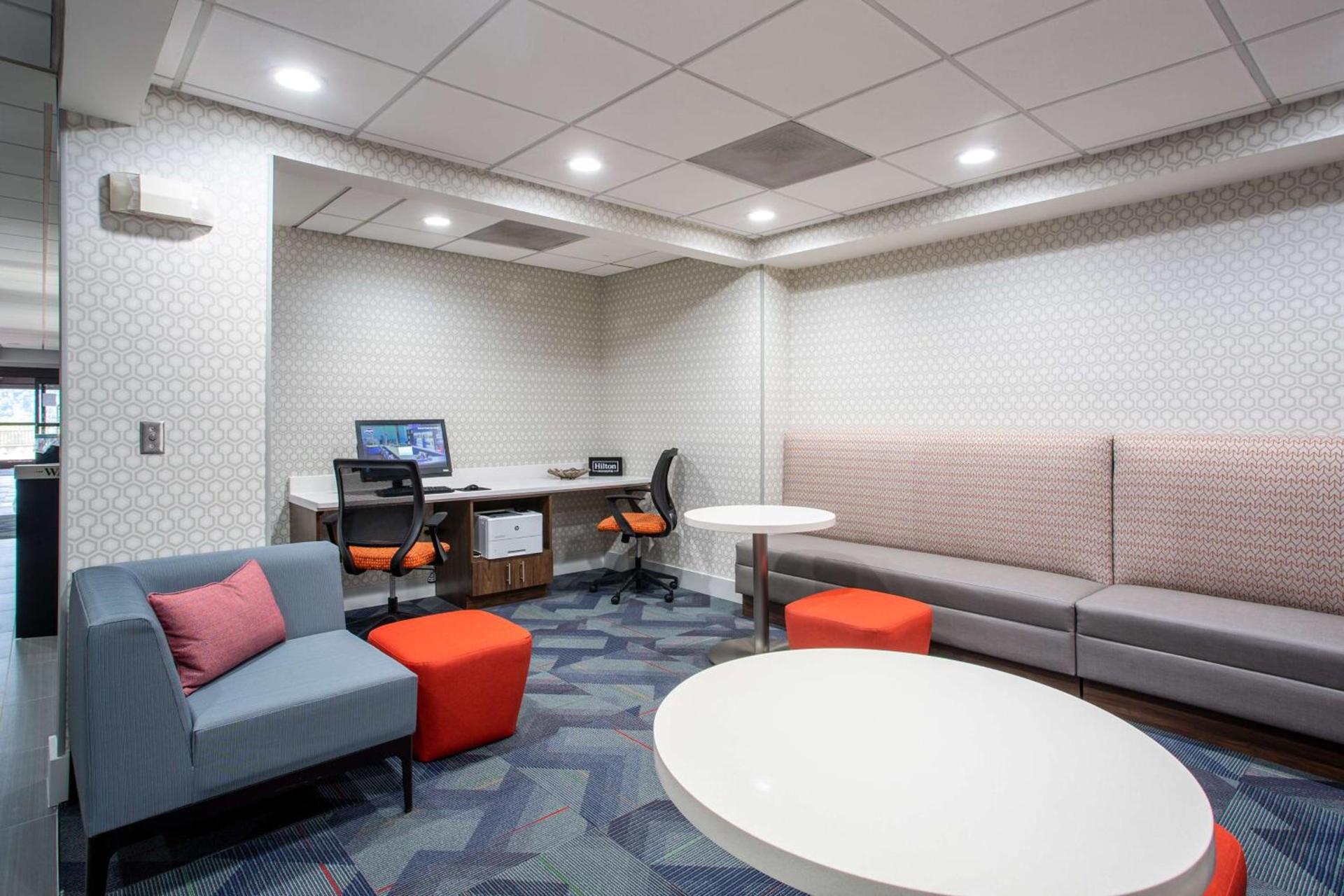 Hampton Inn Elkins photo 34