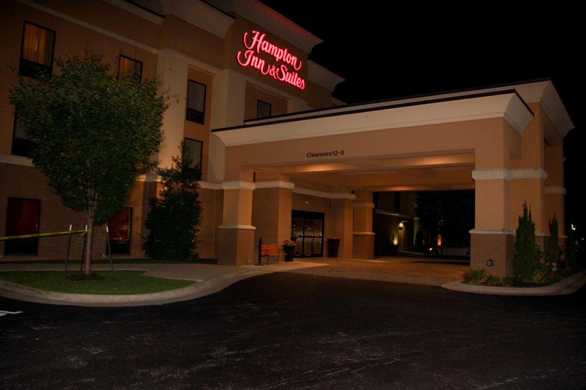 Hampton Inn & Suites Radcliff/Fort Knox photo 2
