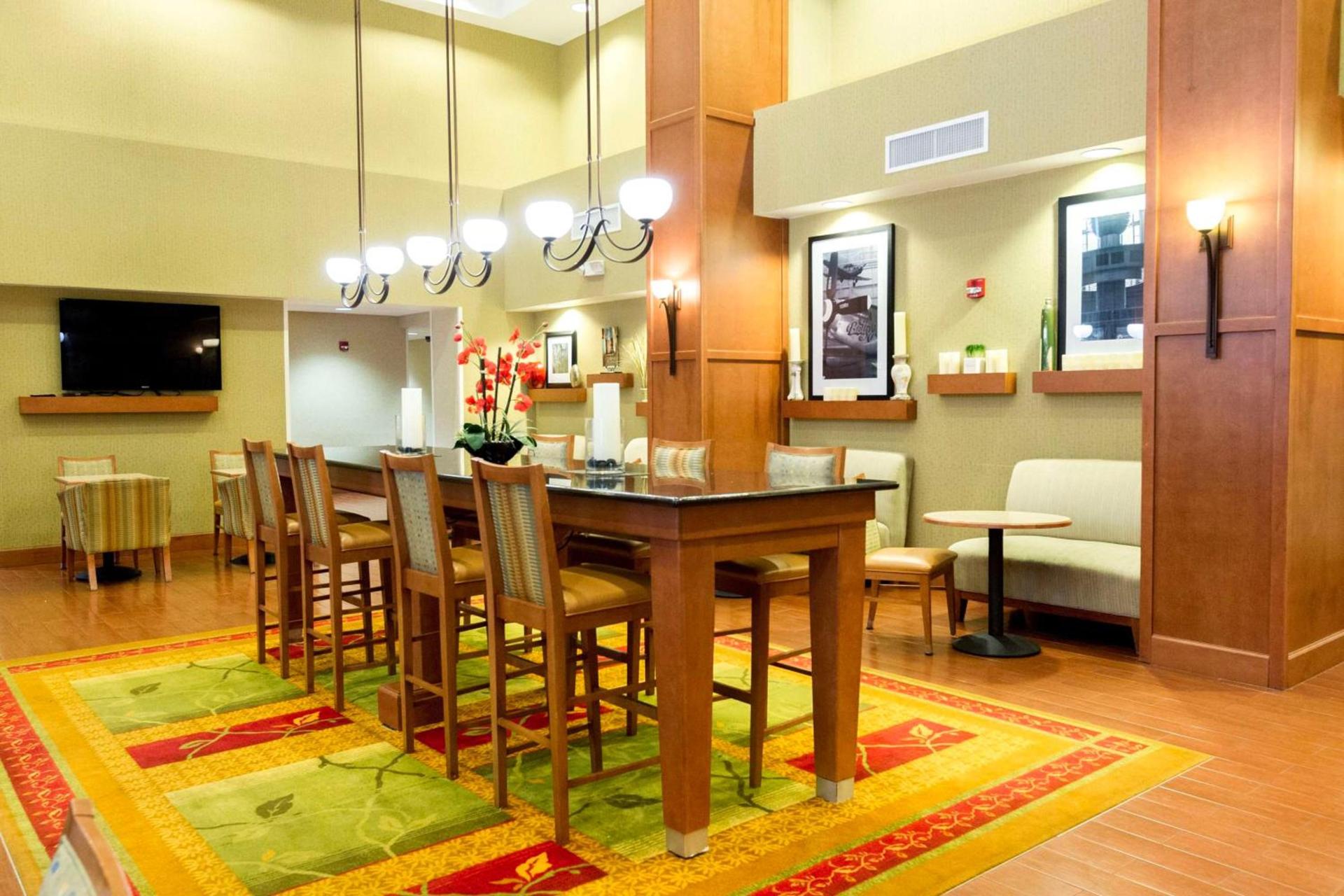 Hampton Inn & Suites Radcliff/Fort Knox photo 10