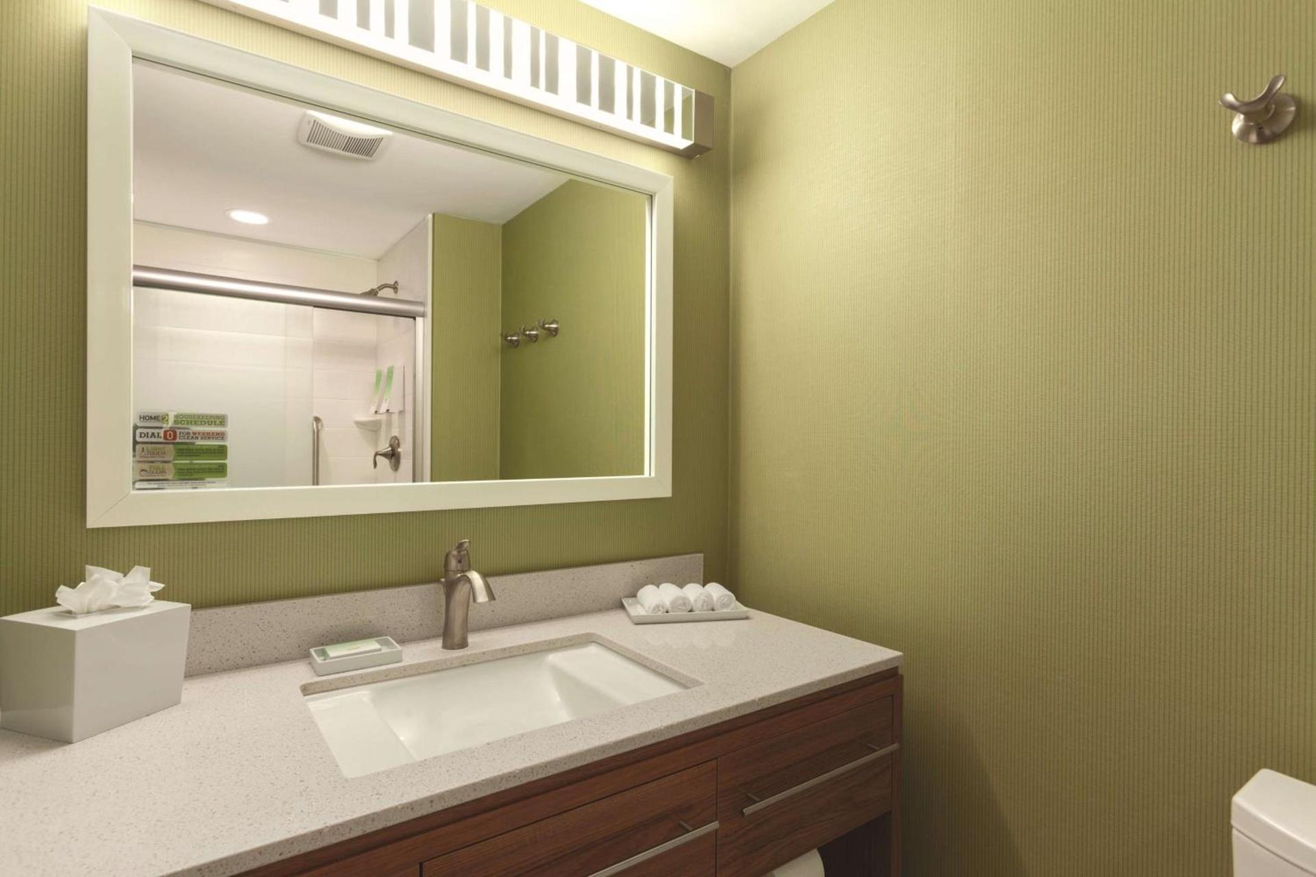 Home2 Suites by Hilton Erie photo 17