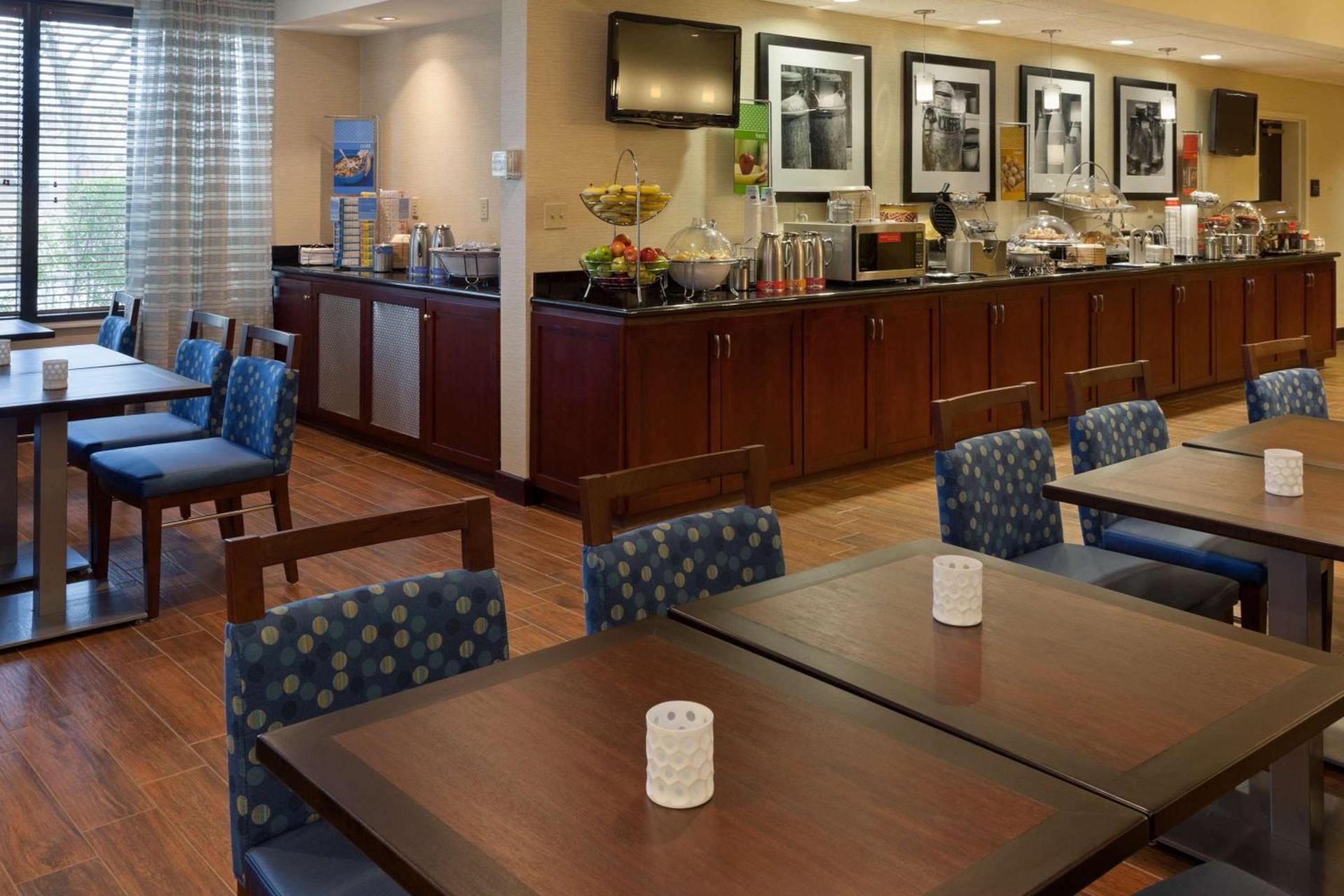 Hampton Inn New Bedford/Fairhaven photo 7
