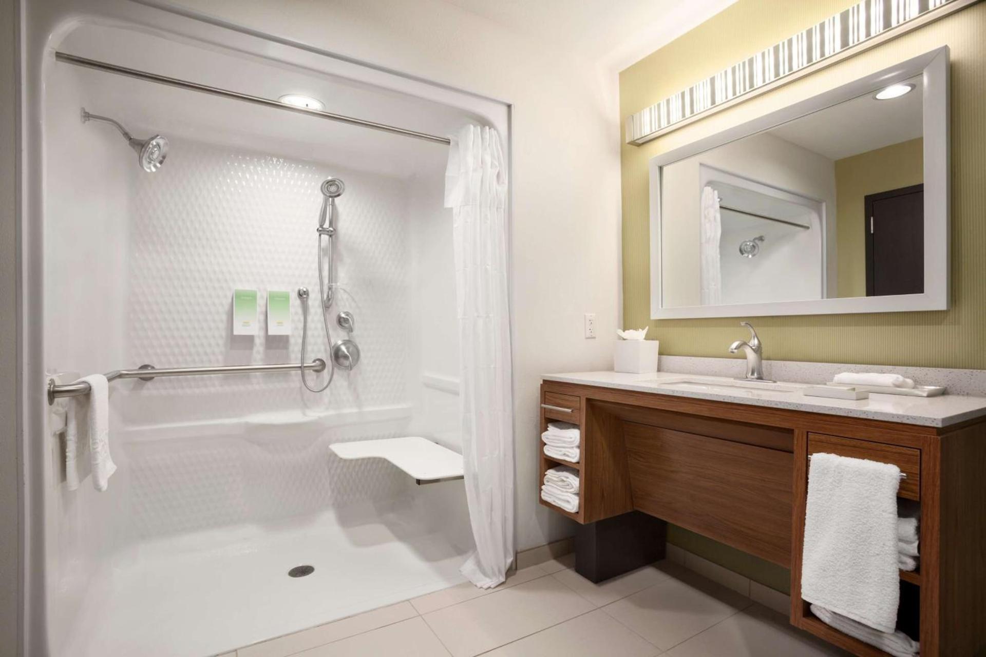 Home2 Suites by Hilton Rahway photo 11