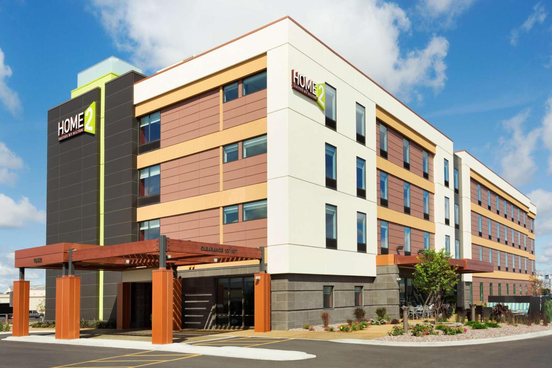 Home2 Suites by Hilton Fargo photo 3