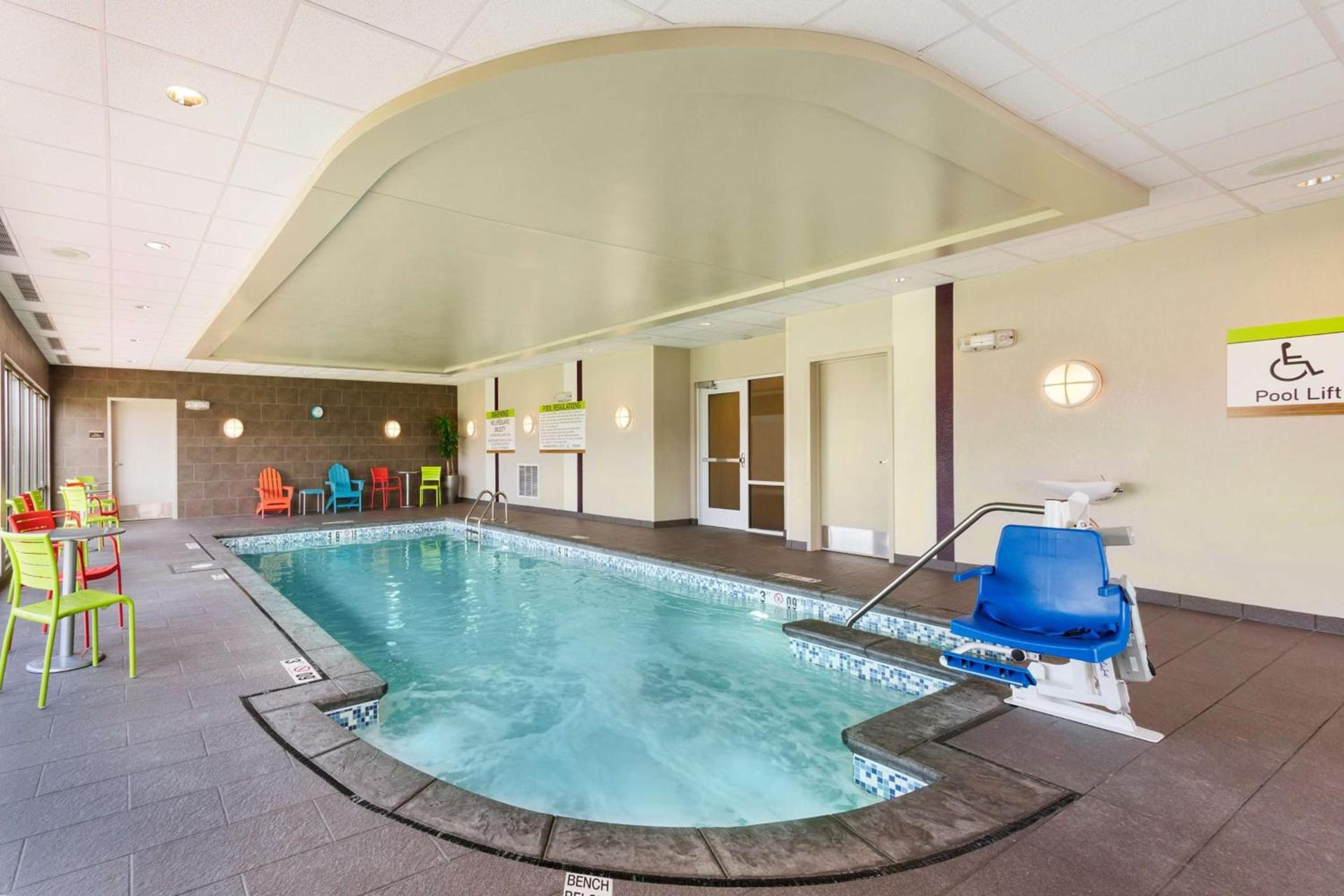 Home2 Suites by Hilton Fargo photo 6