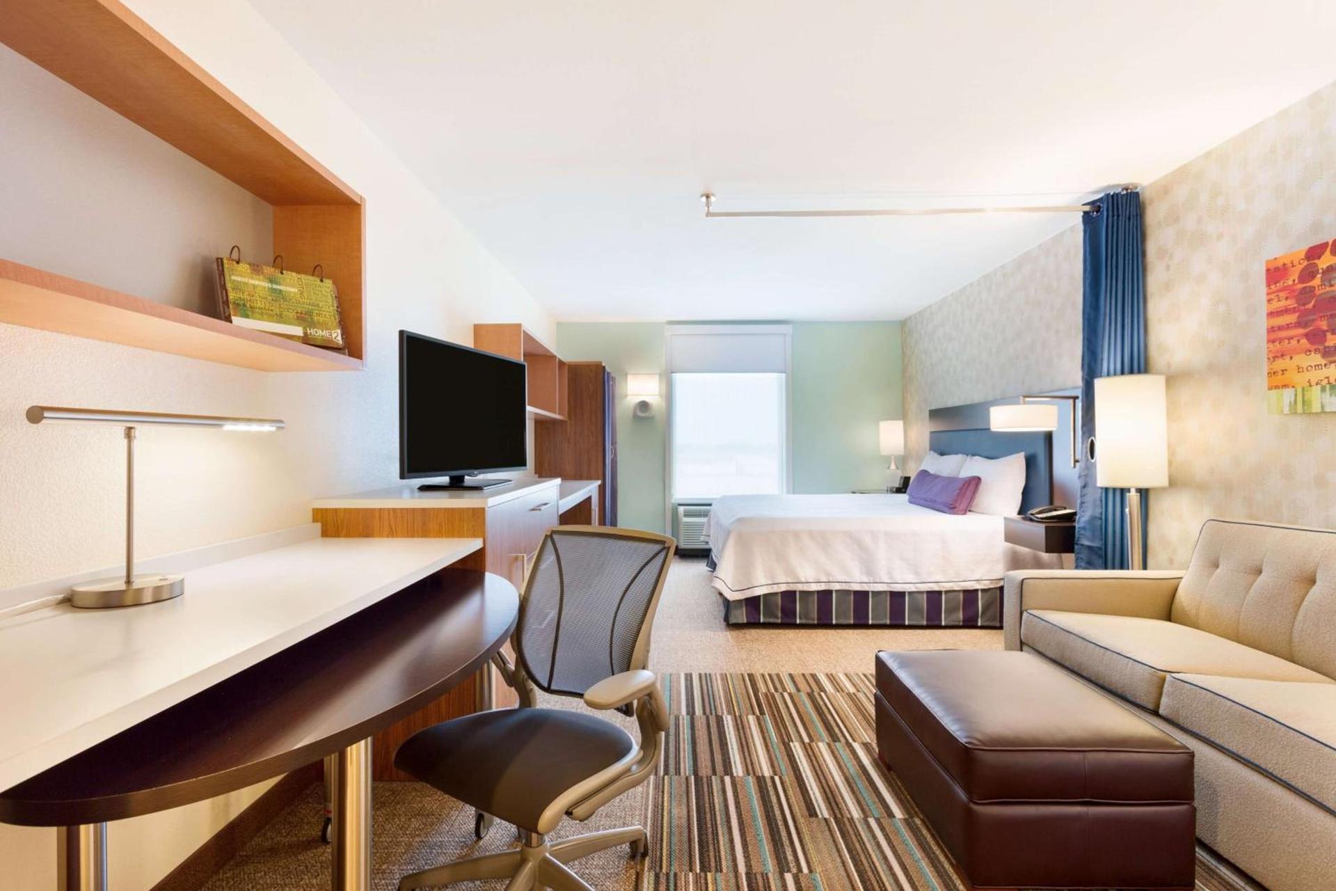 Home2 Suites by Hilton Fargo photo 11