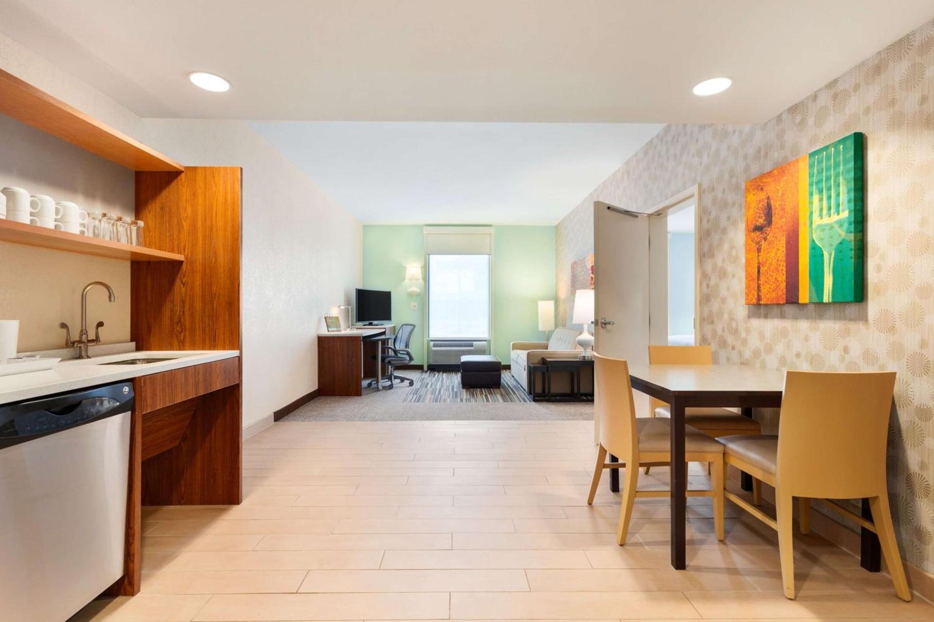 Home2 Suites by Hilton Fargo photo 12