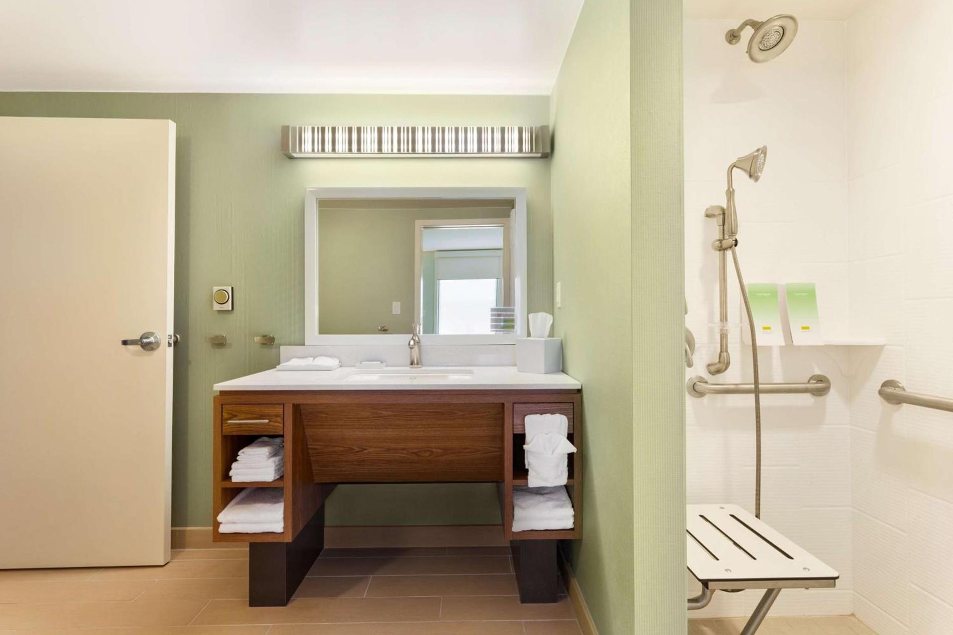 Home2 Suites by Hilton Fargo photo 18