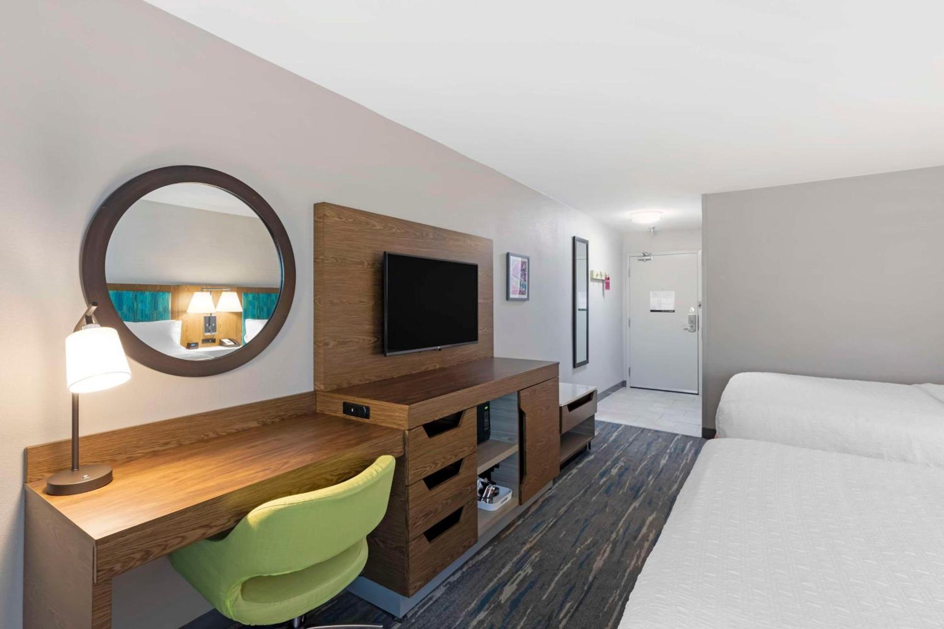 Hampton Inn Fort Collins photo 34