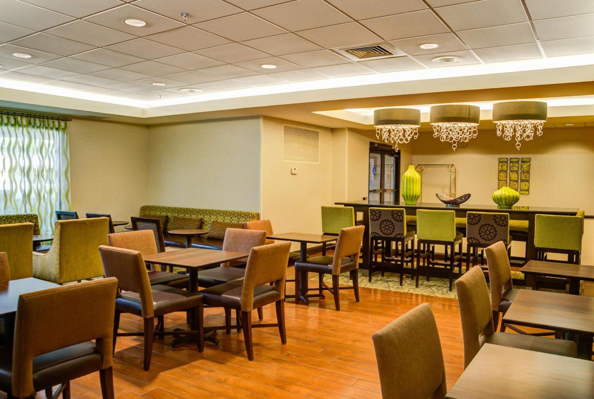 Hampton Inn Frankfort photo 4