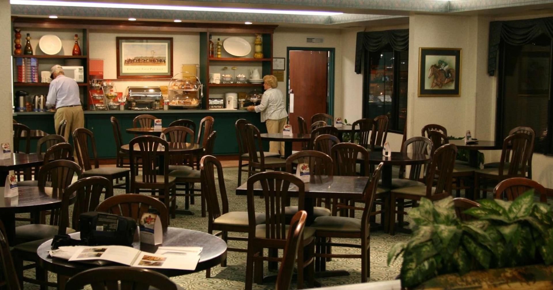 Hampton Inn Frankfort photo 8