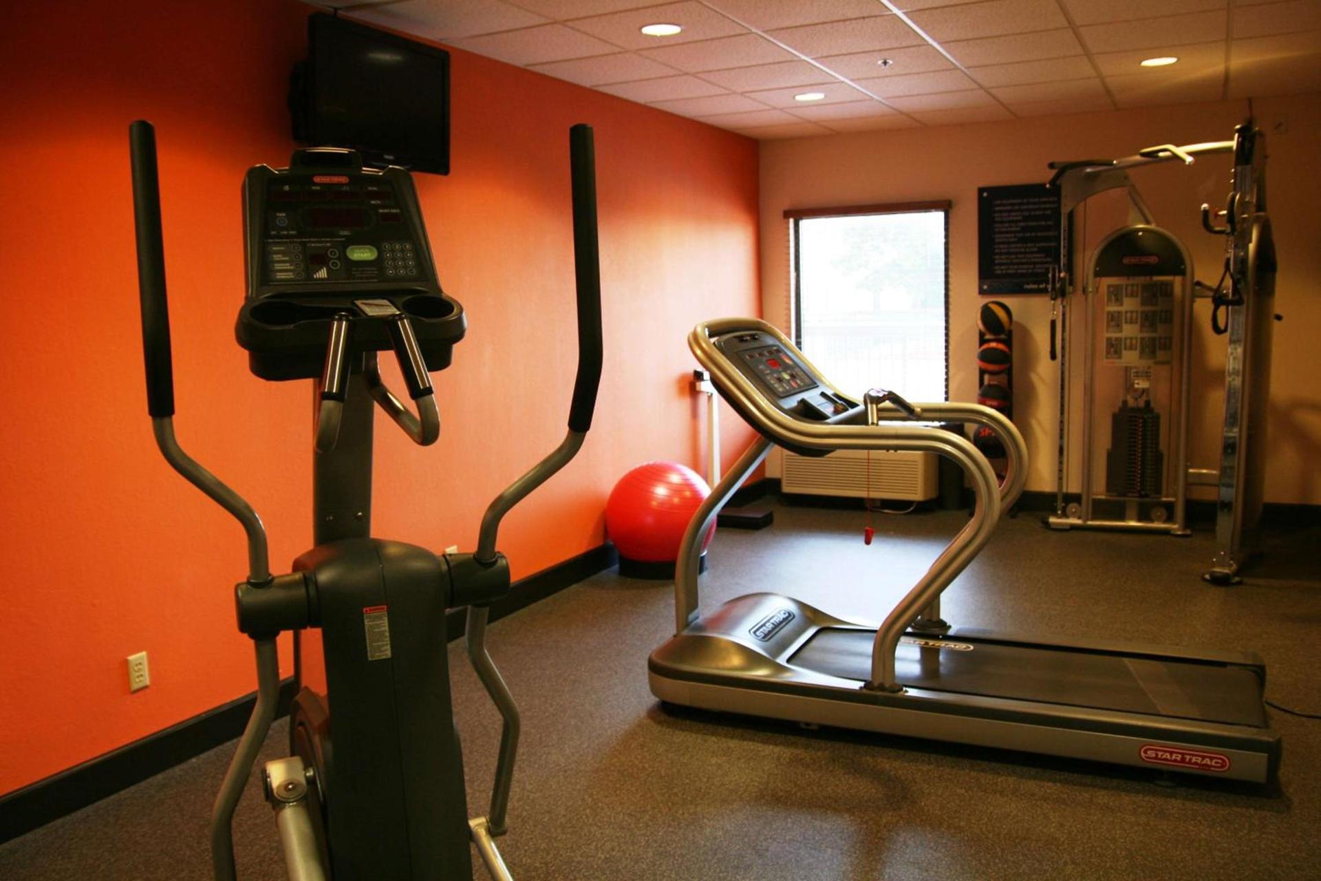 Hampton Inn Frankfort photo 12