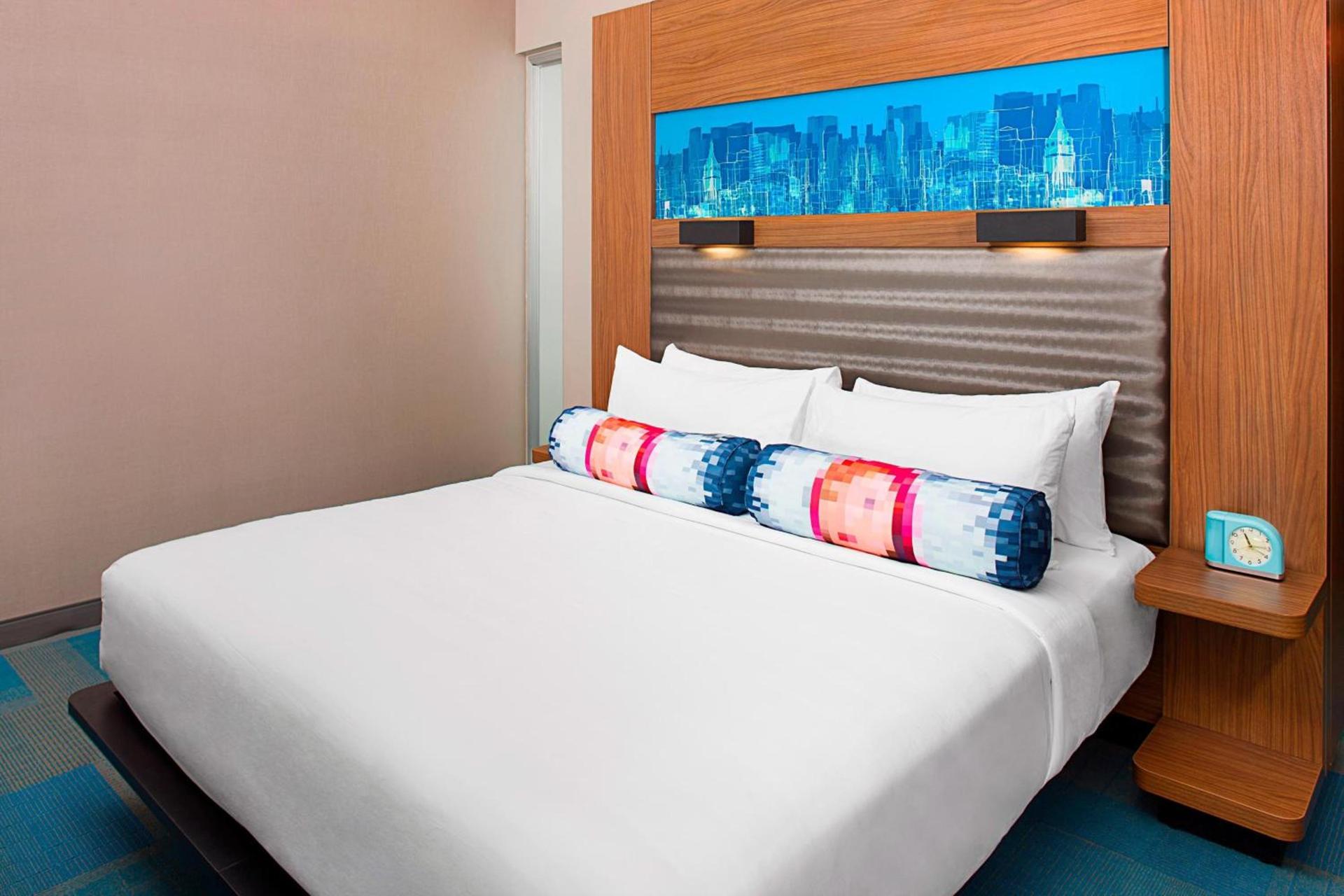 Aloft by Marriott Cleveland Beachwood photo 8