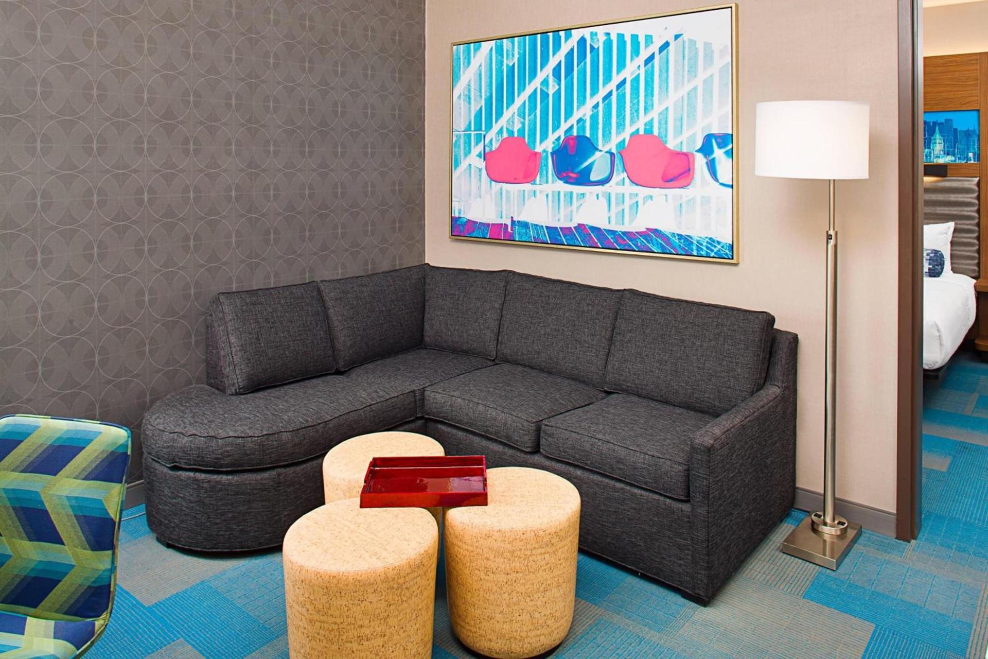 Aloft by Marriott Cleveland Beachwood photo 9
