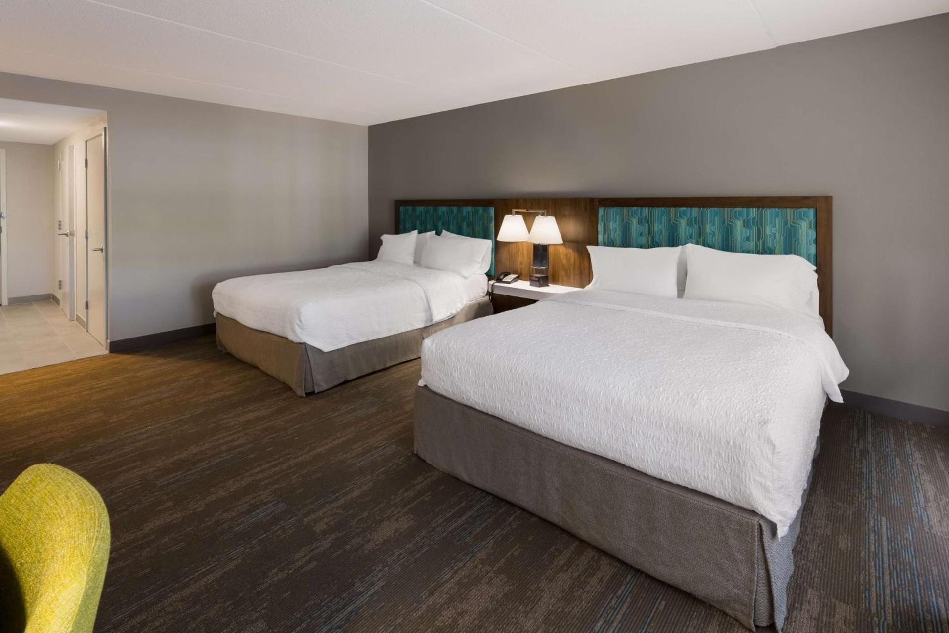 Hampton Inn and Suites Fredericksburg photo 41