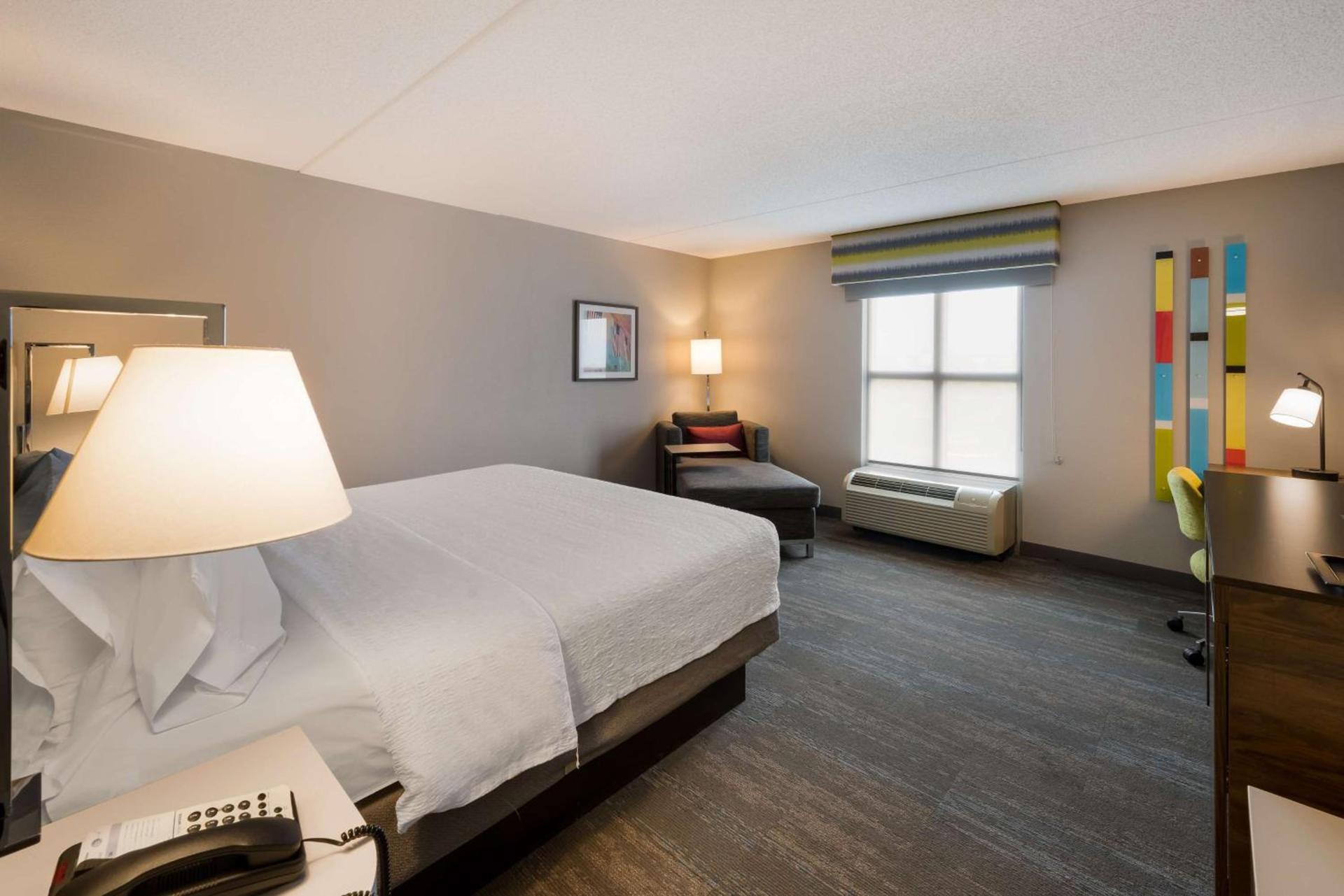 Hampton Inn and Suites Fredericksburg photo 45
