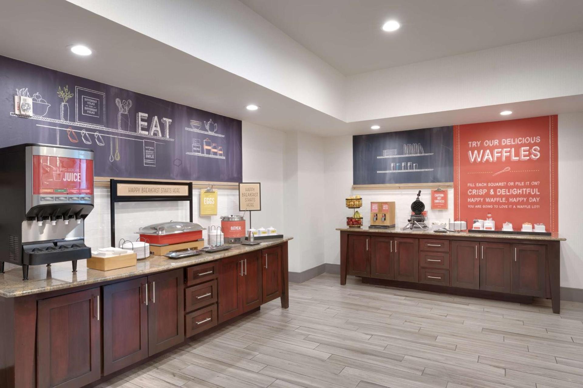 Hampton Inn & Suites Ft Worth-Burleson photo 8
