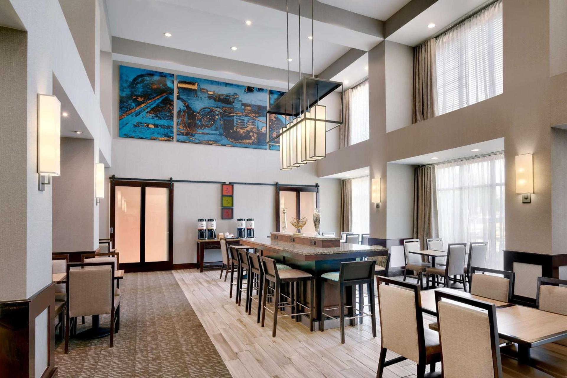 Hampton Inn & Suites Ft Worth-Burleson photo 13