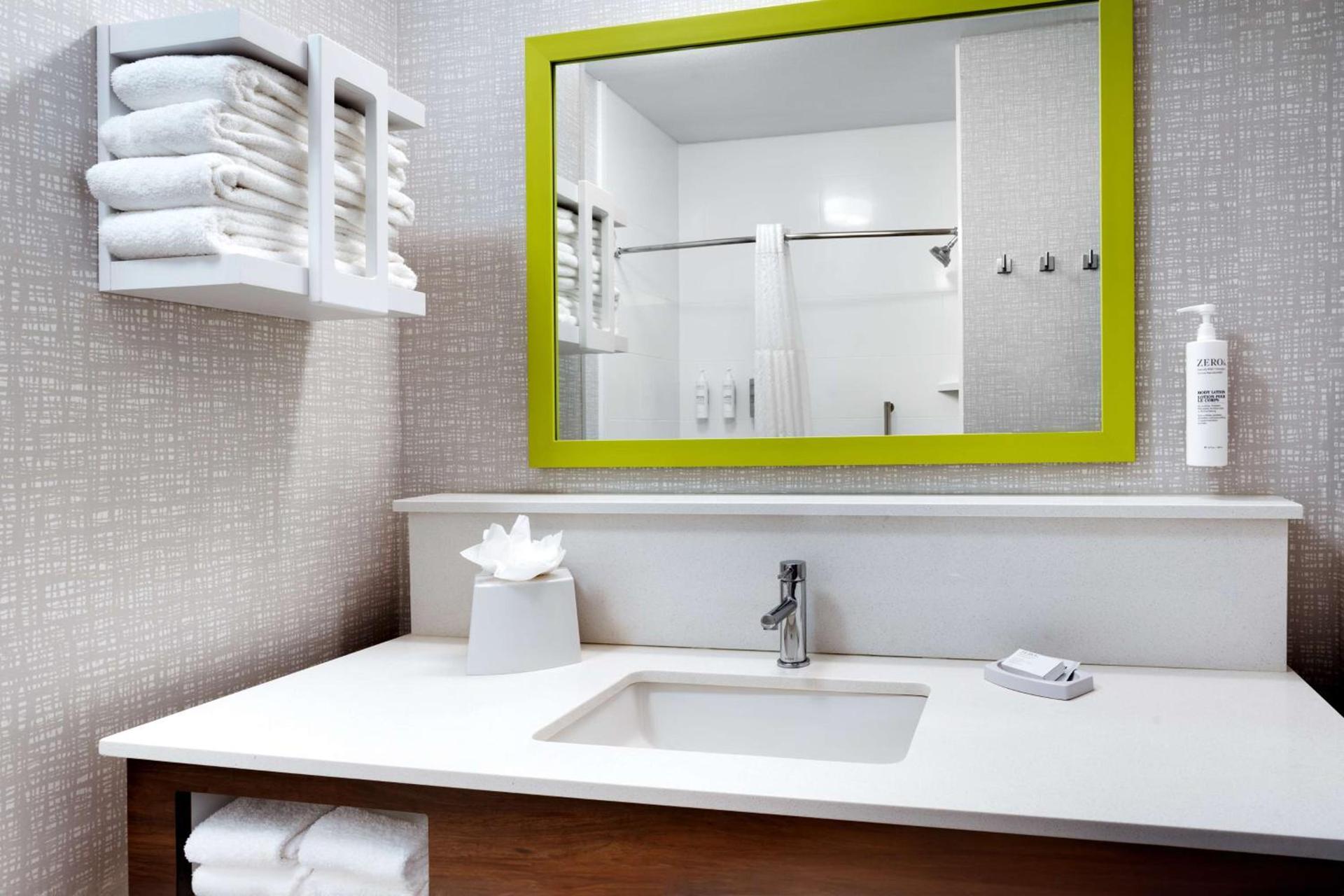 Hampton Inn & Suites Ft Worth-Burleson photo 18