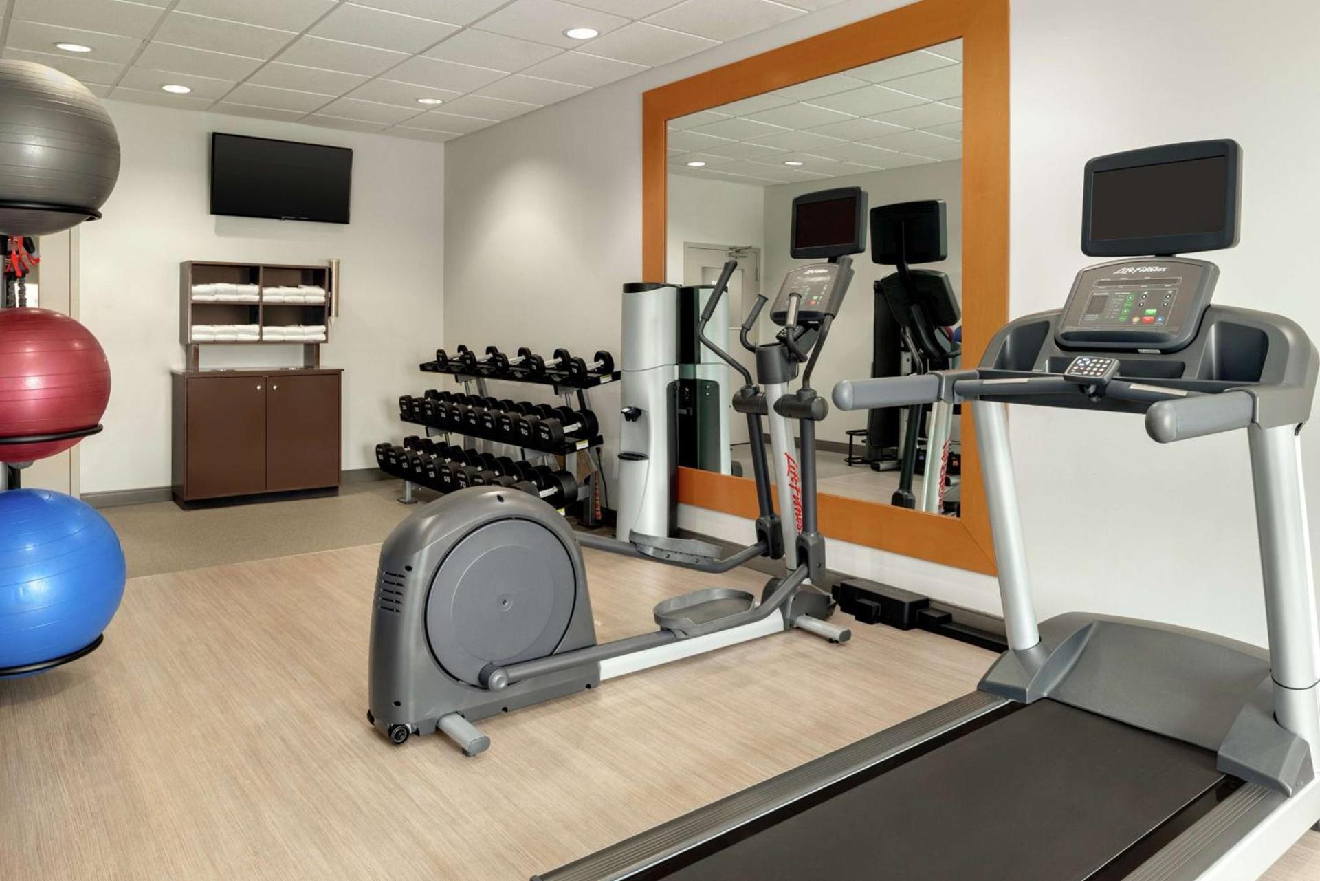 Homewood Suites Fort Wayne photo 8