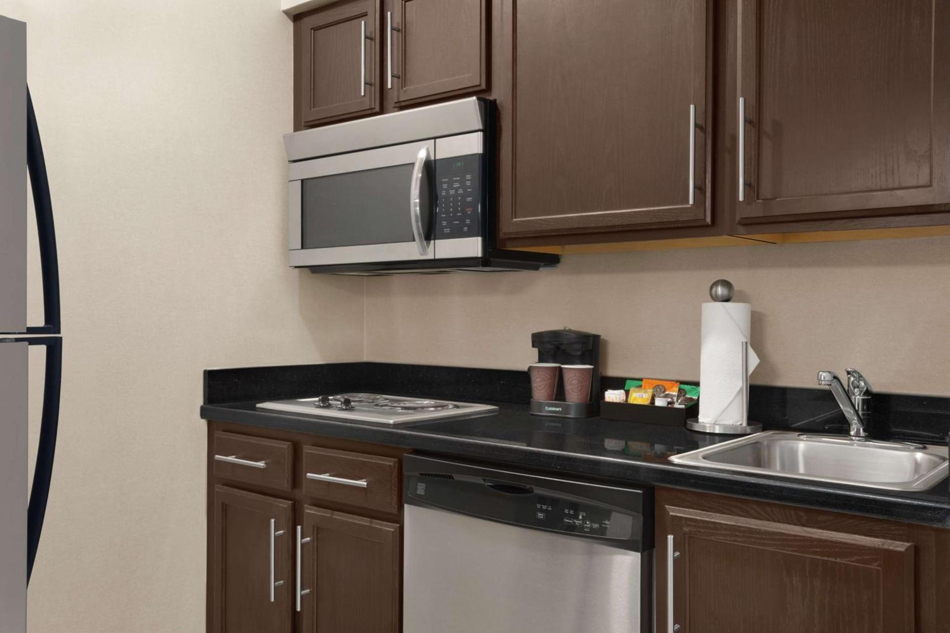 Homewood Suites Fort Wayne photo 22