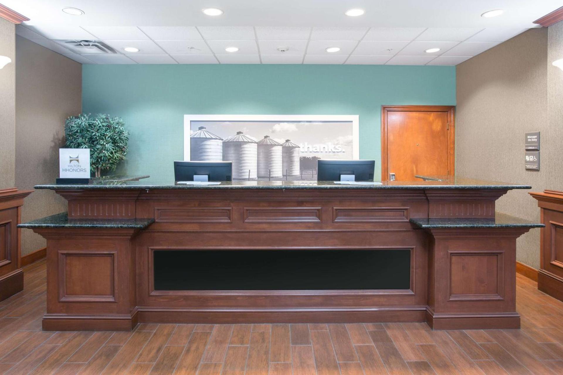 Hampton Inn Siloam Springs photo 3