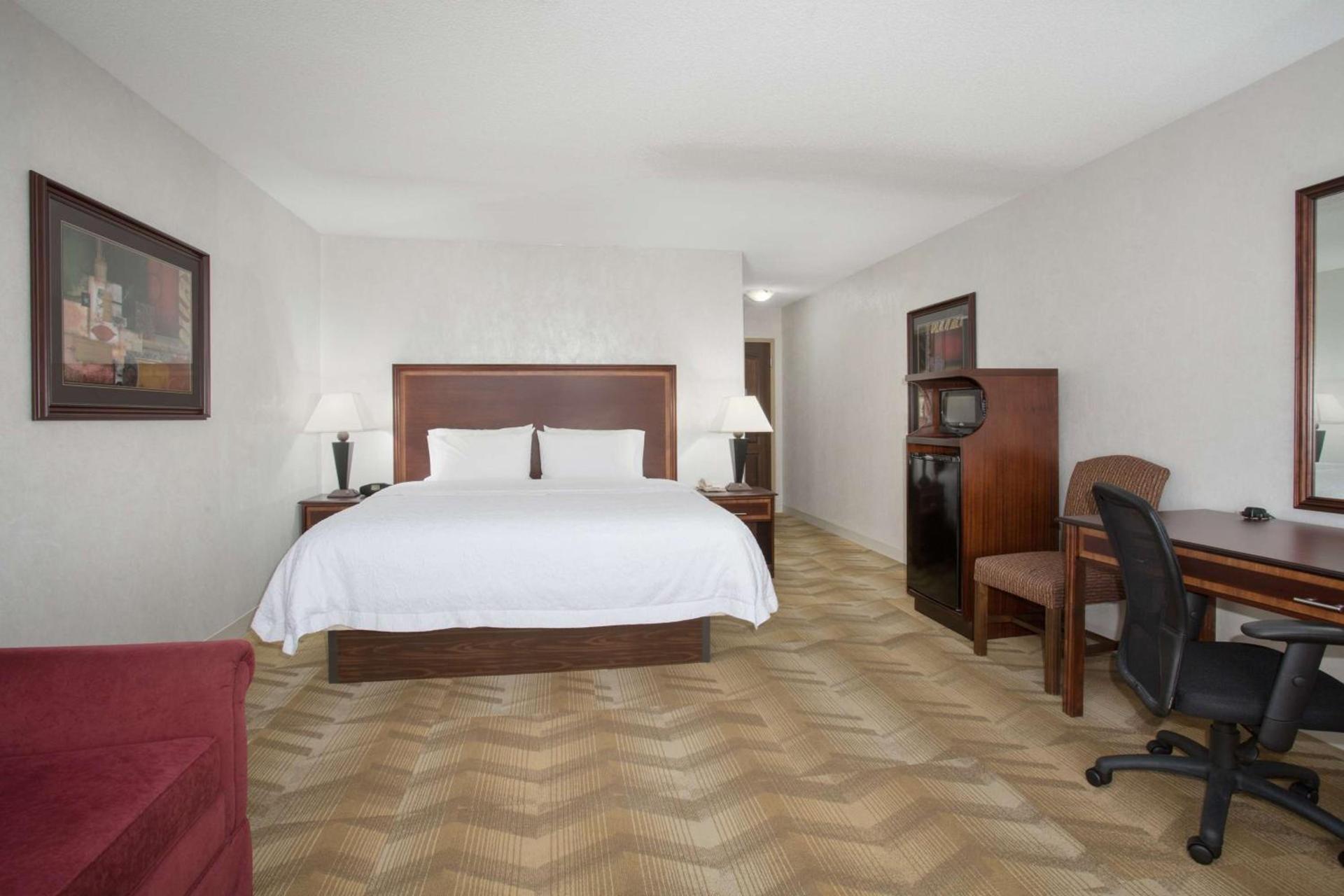 Hampton Inn Siloam Springs photo 13