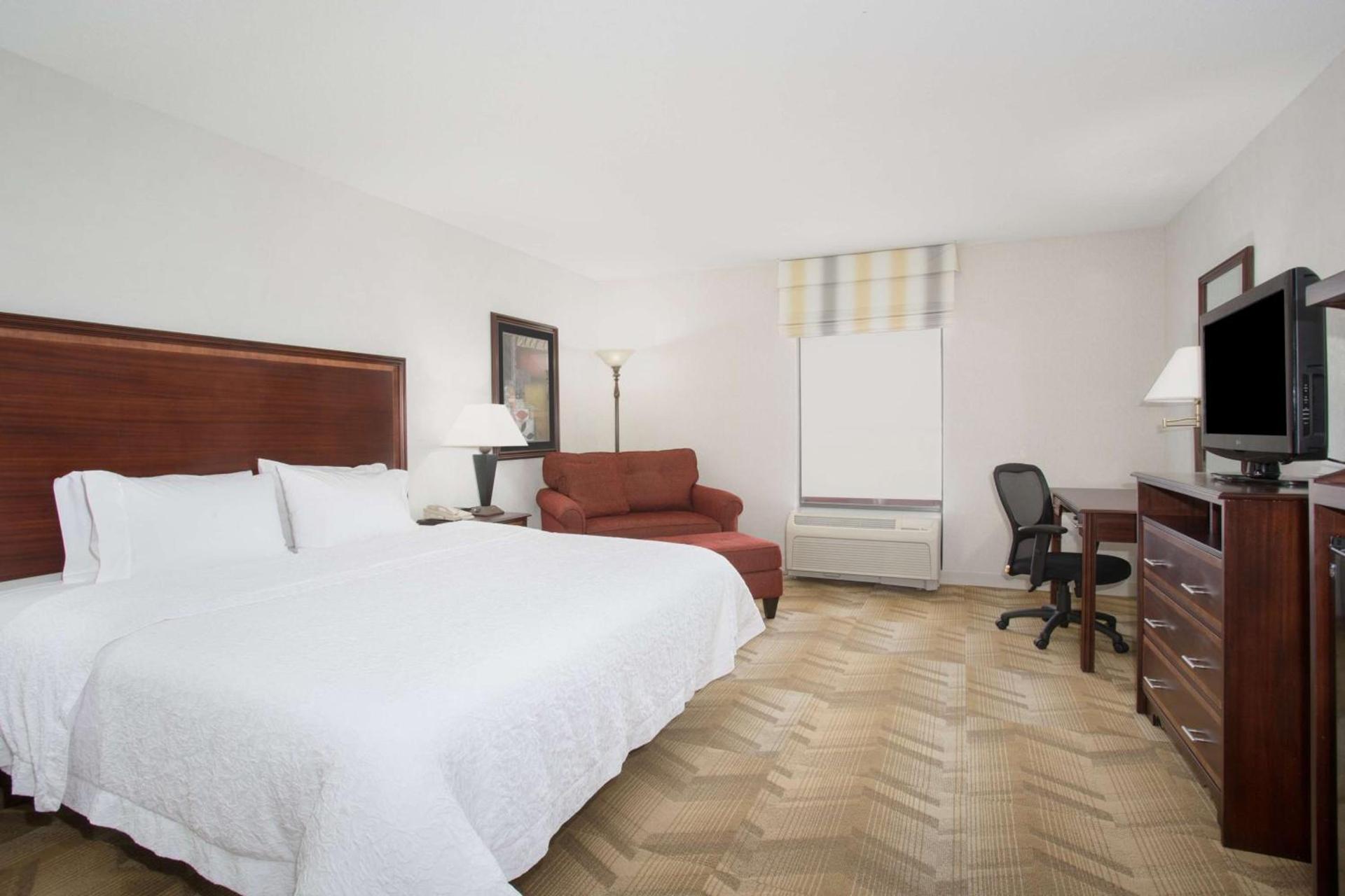 Hampton Inn Siloam Springs photo 18