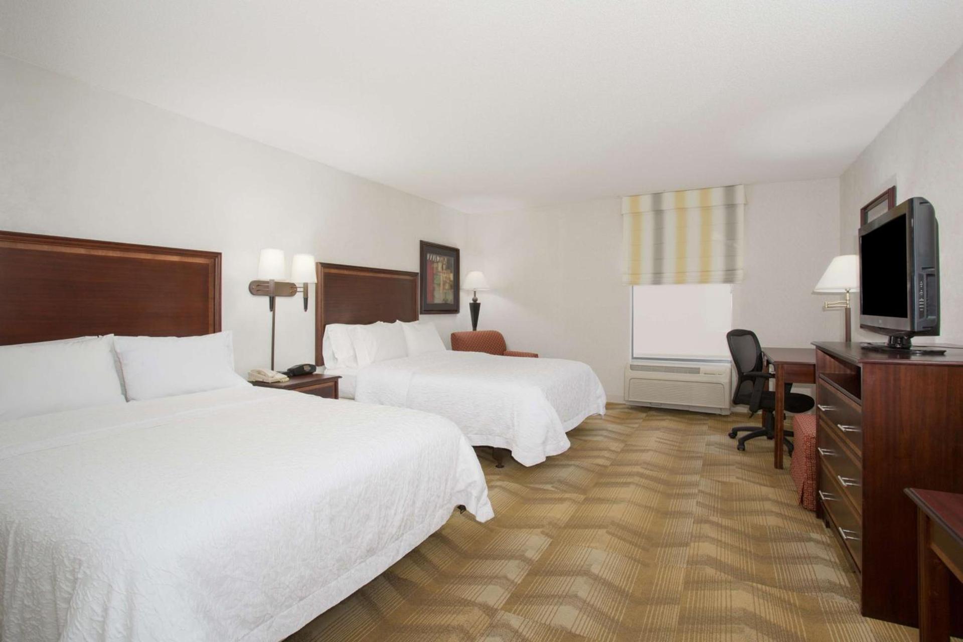 Hampton Inn Siloam Springs photo 23