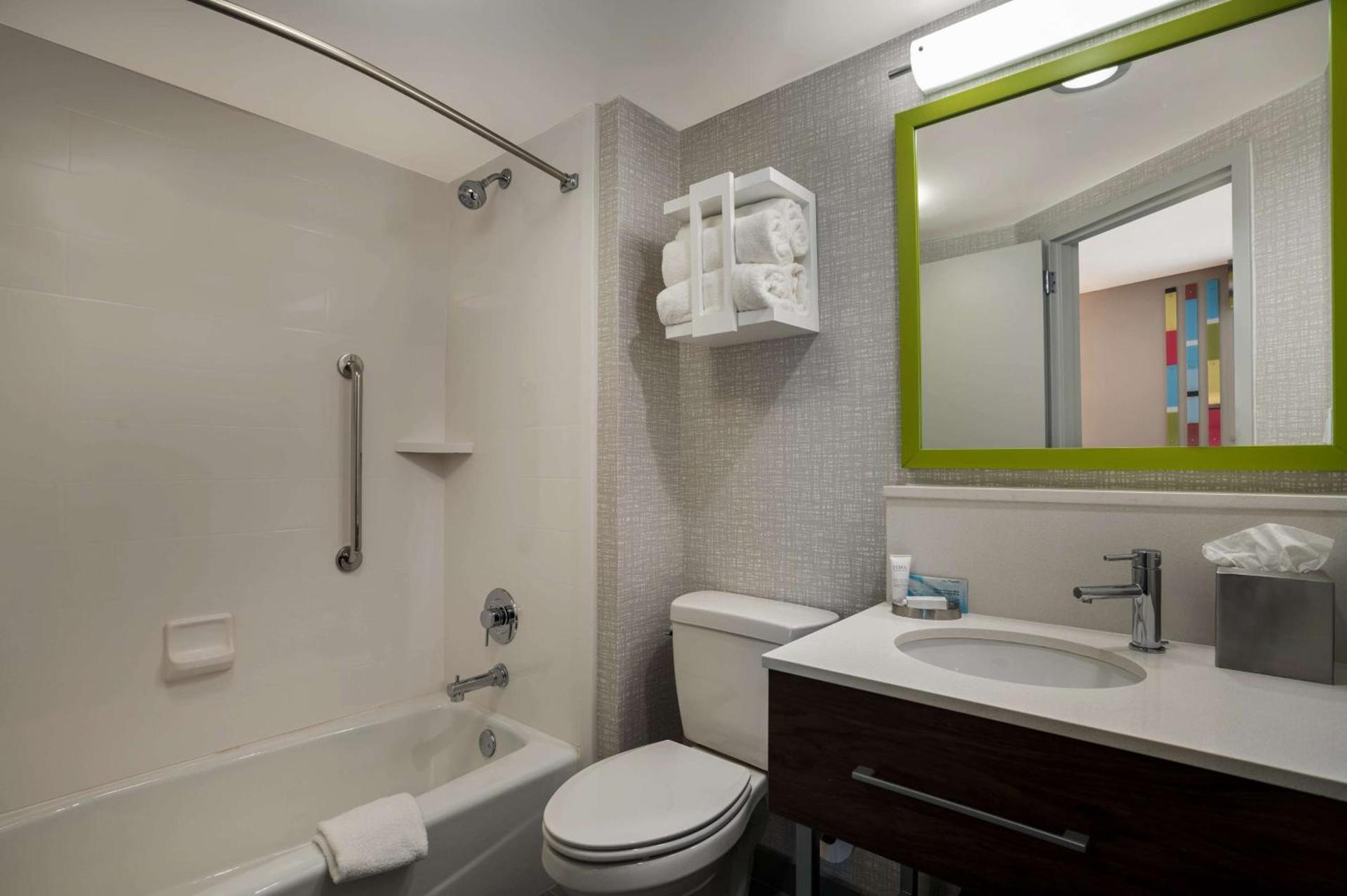Hampton Inn Gadsden photo 20