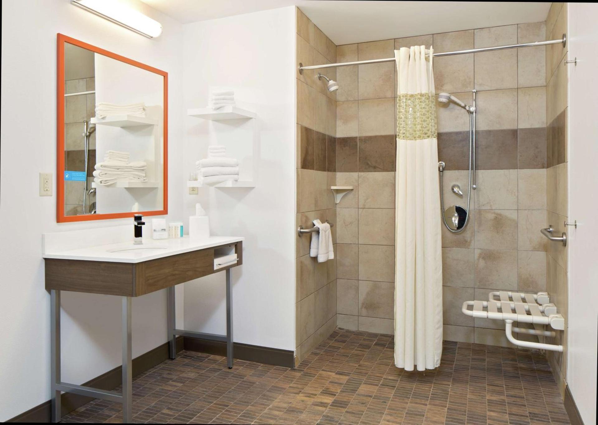 Hampton Inn & Suites Spokane Valley photo 27
