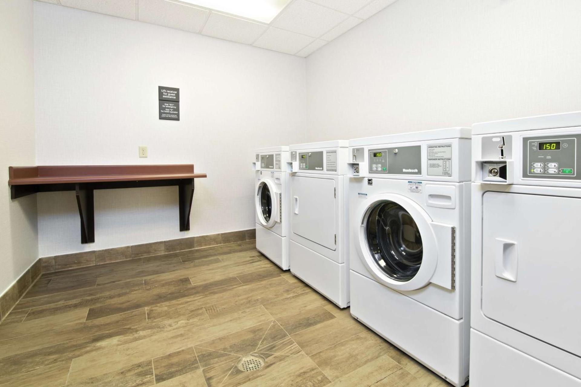 Hampton Inn & Suites Spokane Valley photo 40