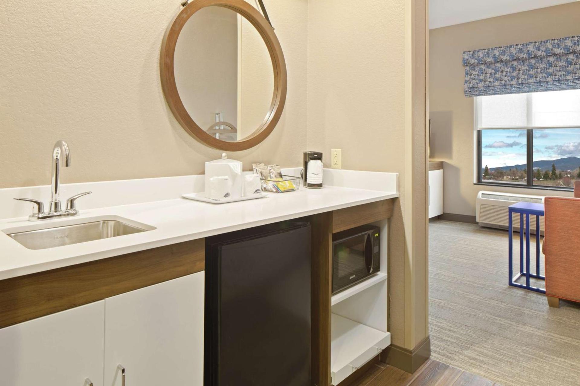 Hampton Inn & Suites Spokane Valley photo 41