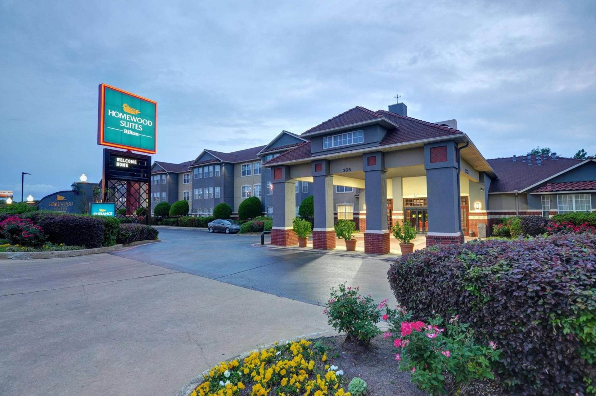 Homewood Suites by Hilton- Longview photo 2