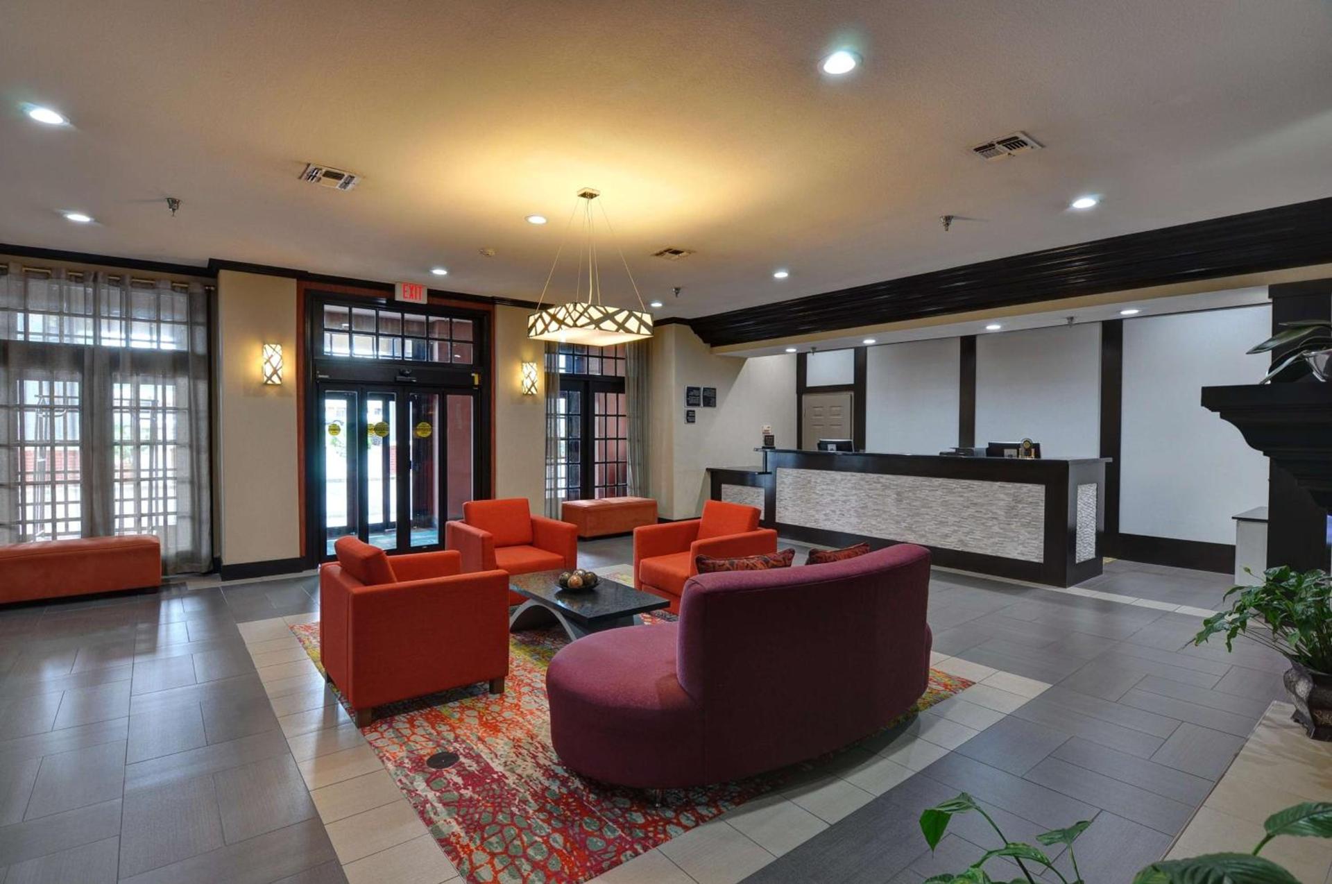 Homewood Suites by Hilton- Longview photo 8
