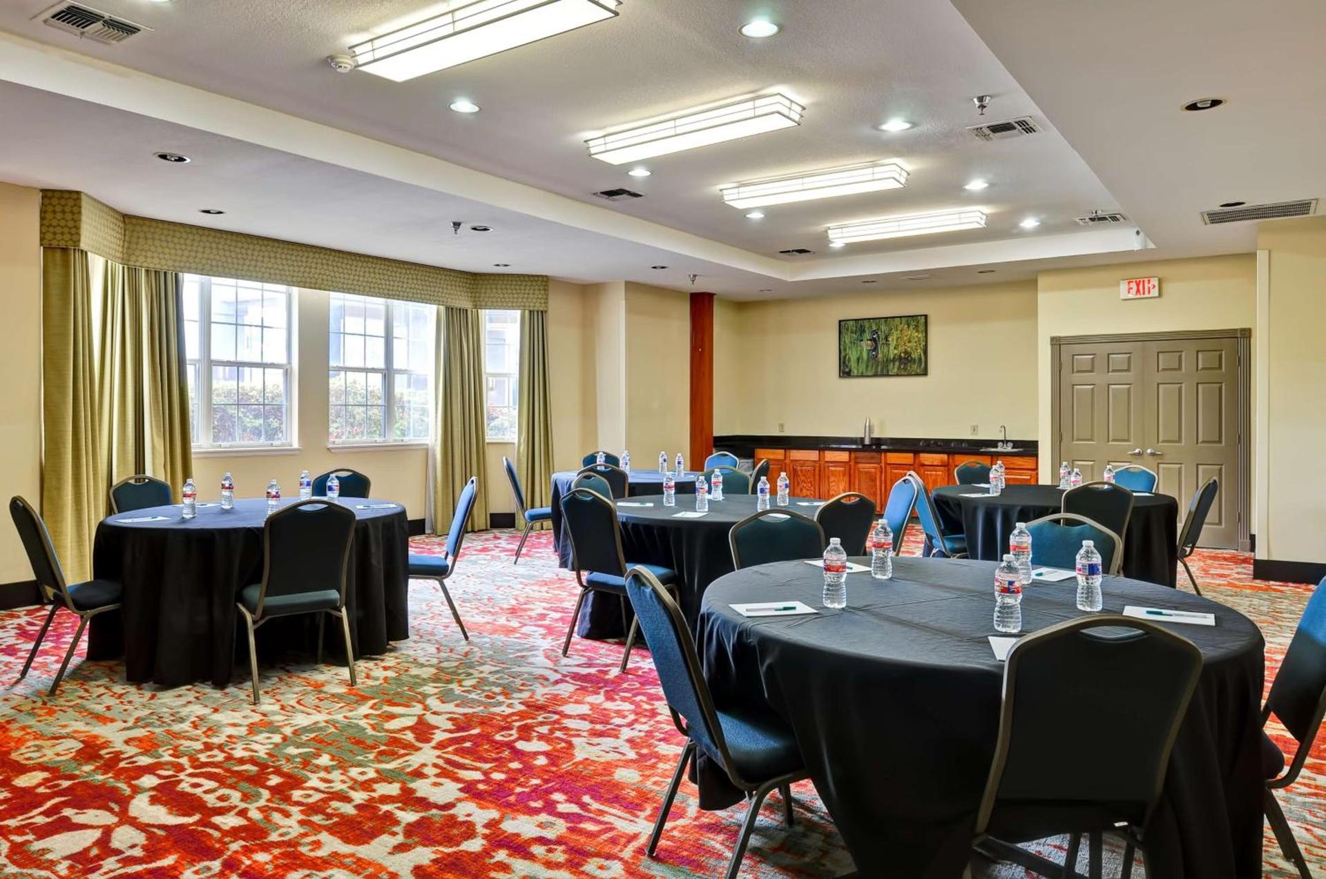 Homewood Suites by Hilton- Longview photo 28