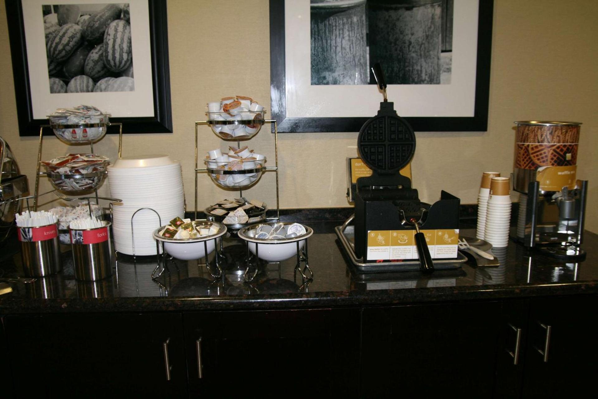 Hawthorn Extended Stay by Wyndham Kilgore photo 7