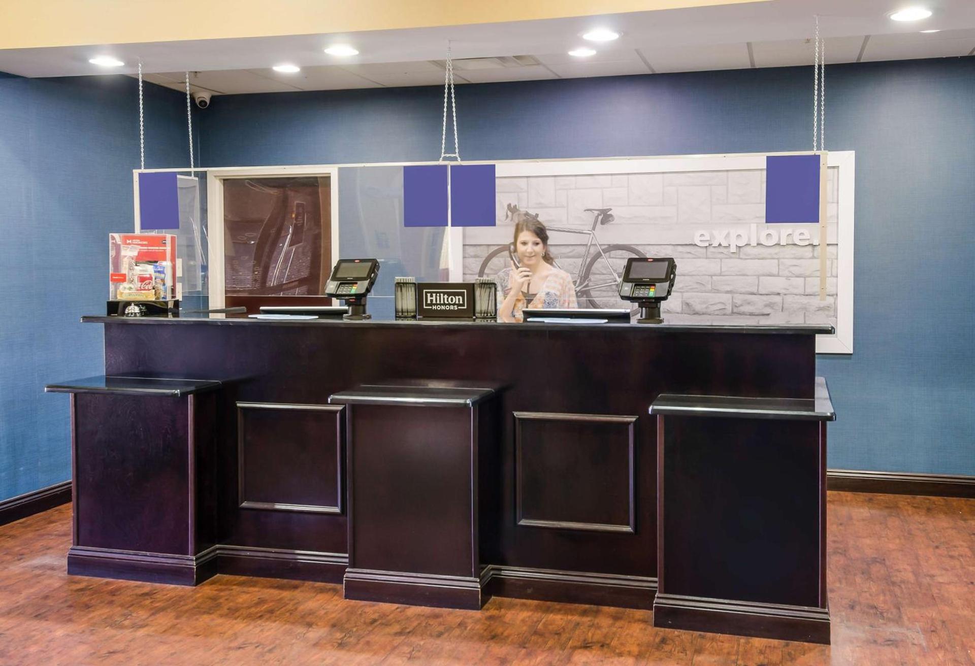 Hampton Inn Galax photo 4