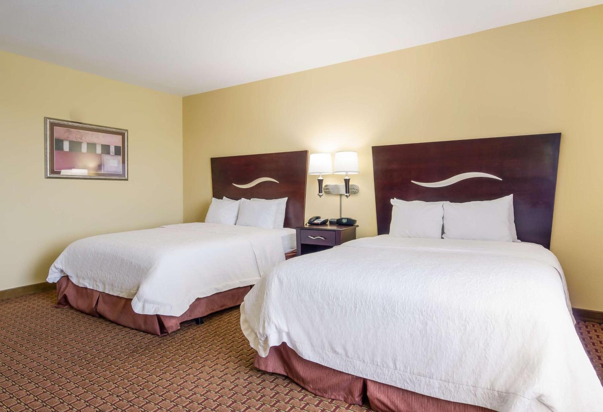 Hampton Inn Galax photo 29