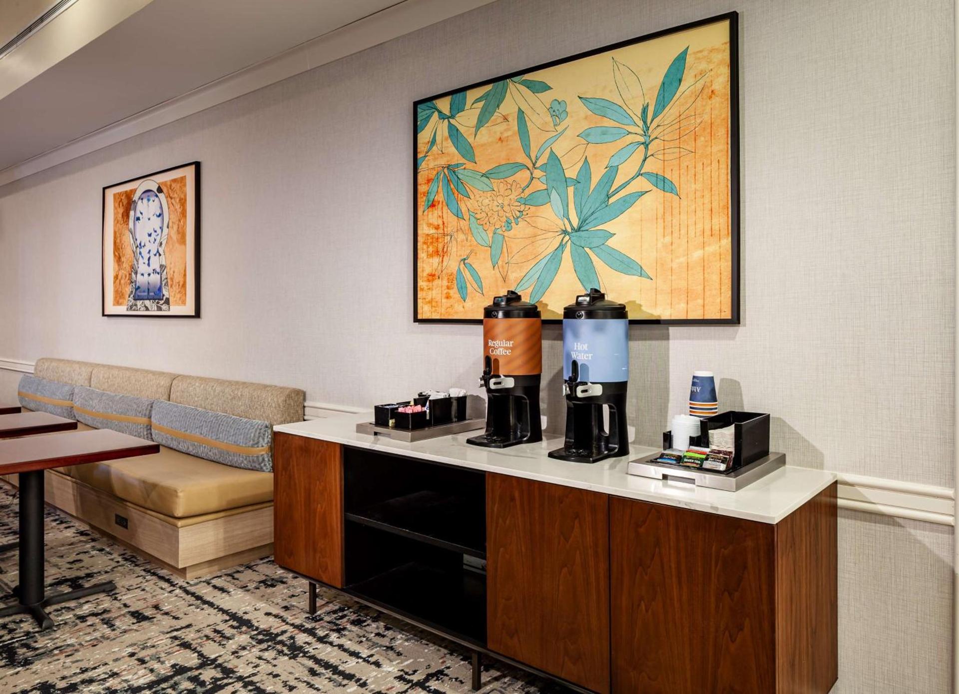 Homewood Suites by Hilton Gainesville photo 38