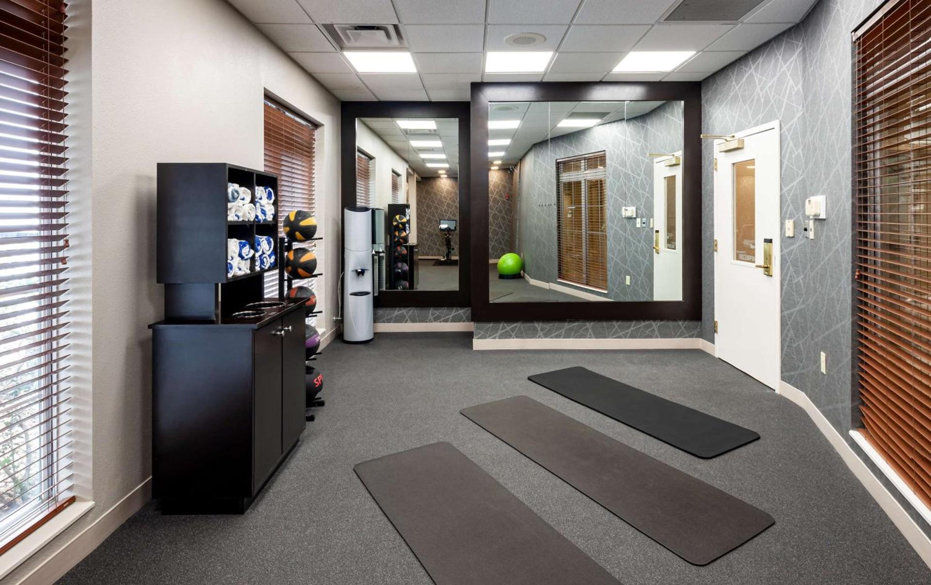 Homewood Suites by Hilton Gainesville photo 12