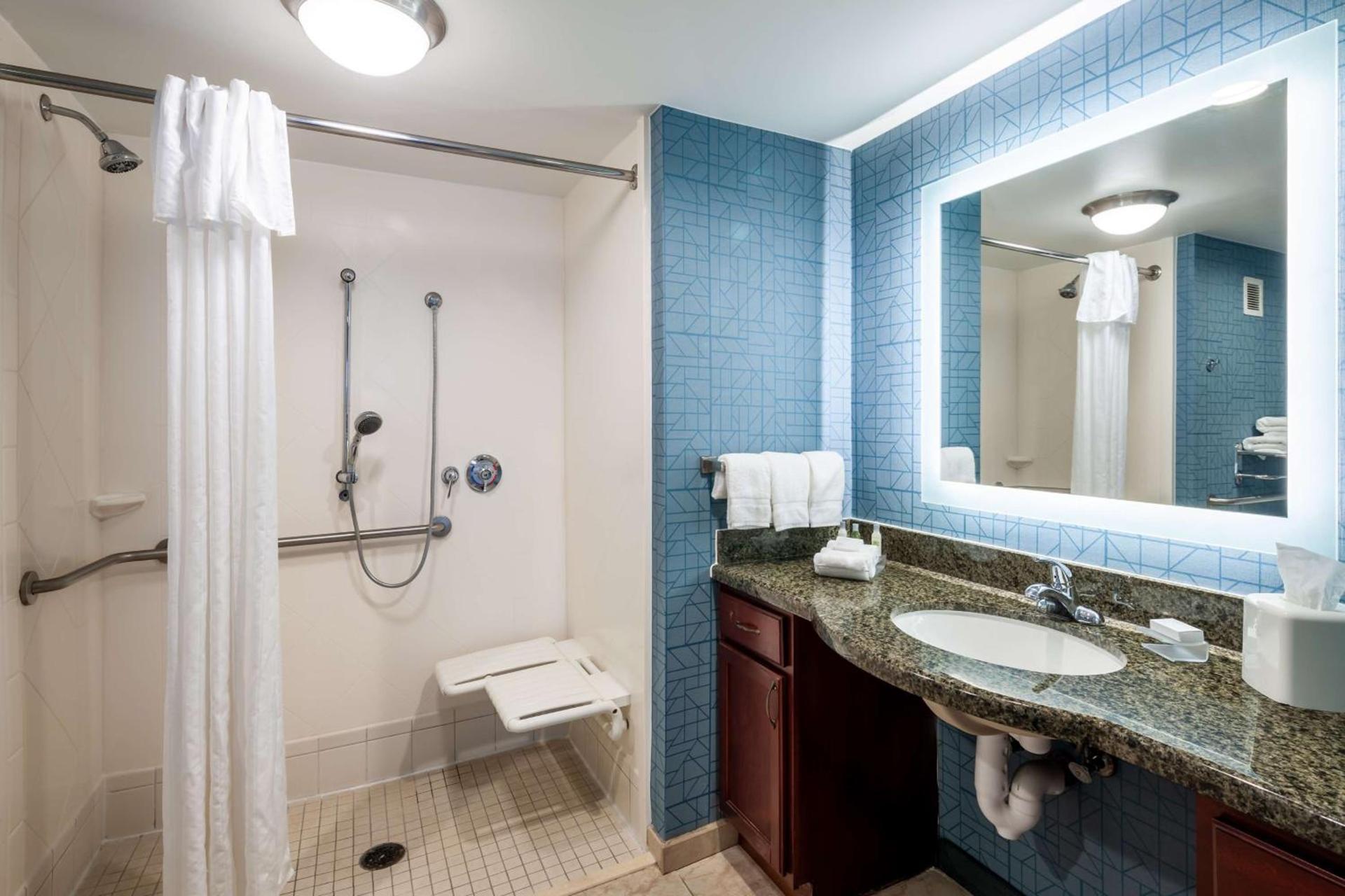 Homewood Suites by Hilton Gainesville photo 26