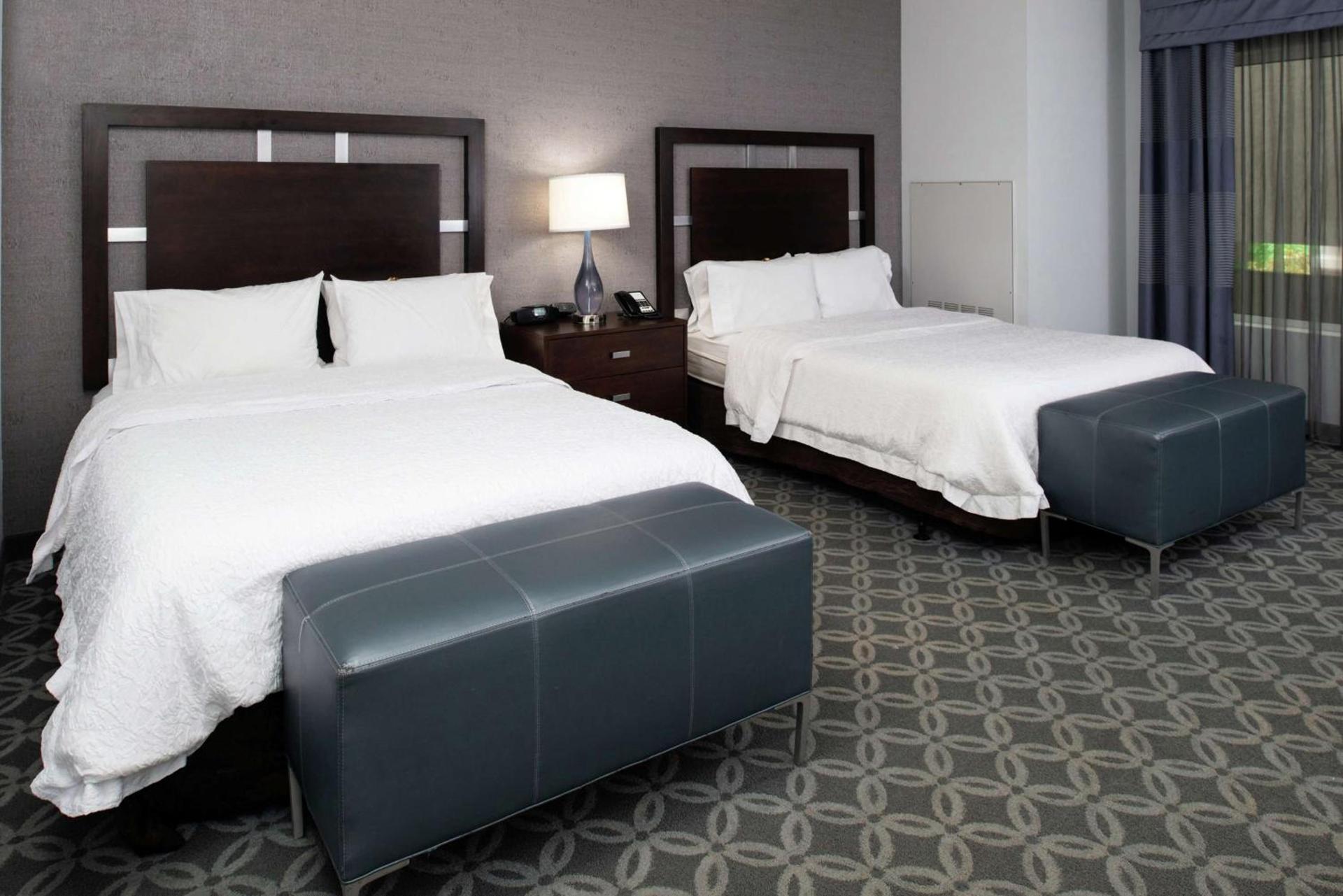 Hampton Inn & Suites Greensboro/Coliseum Area photo 46