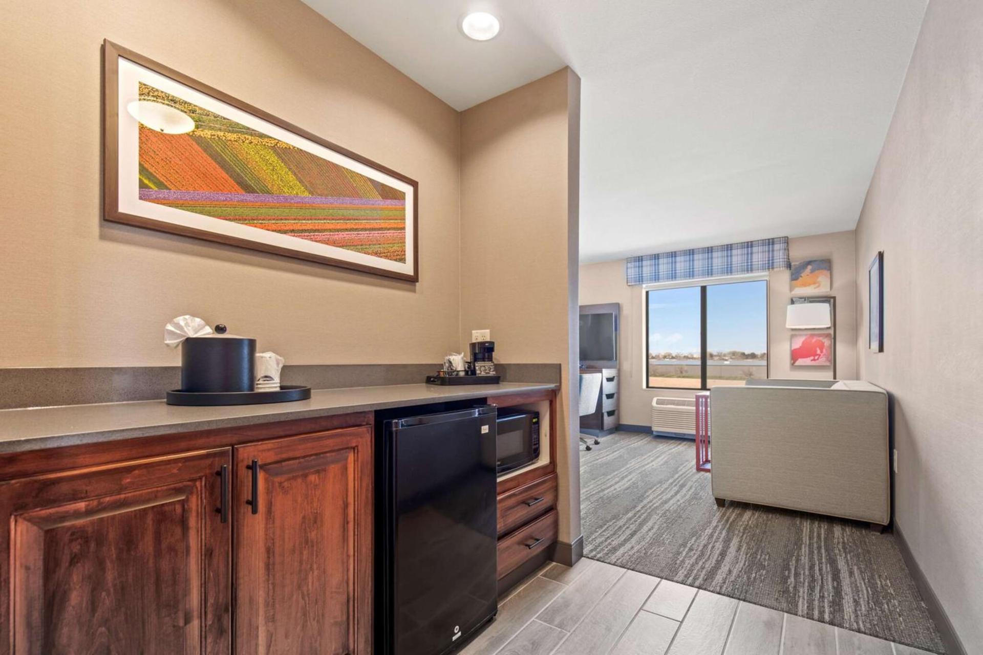 Hampton Inn & Suites Greeley photo 38