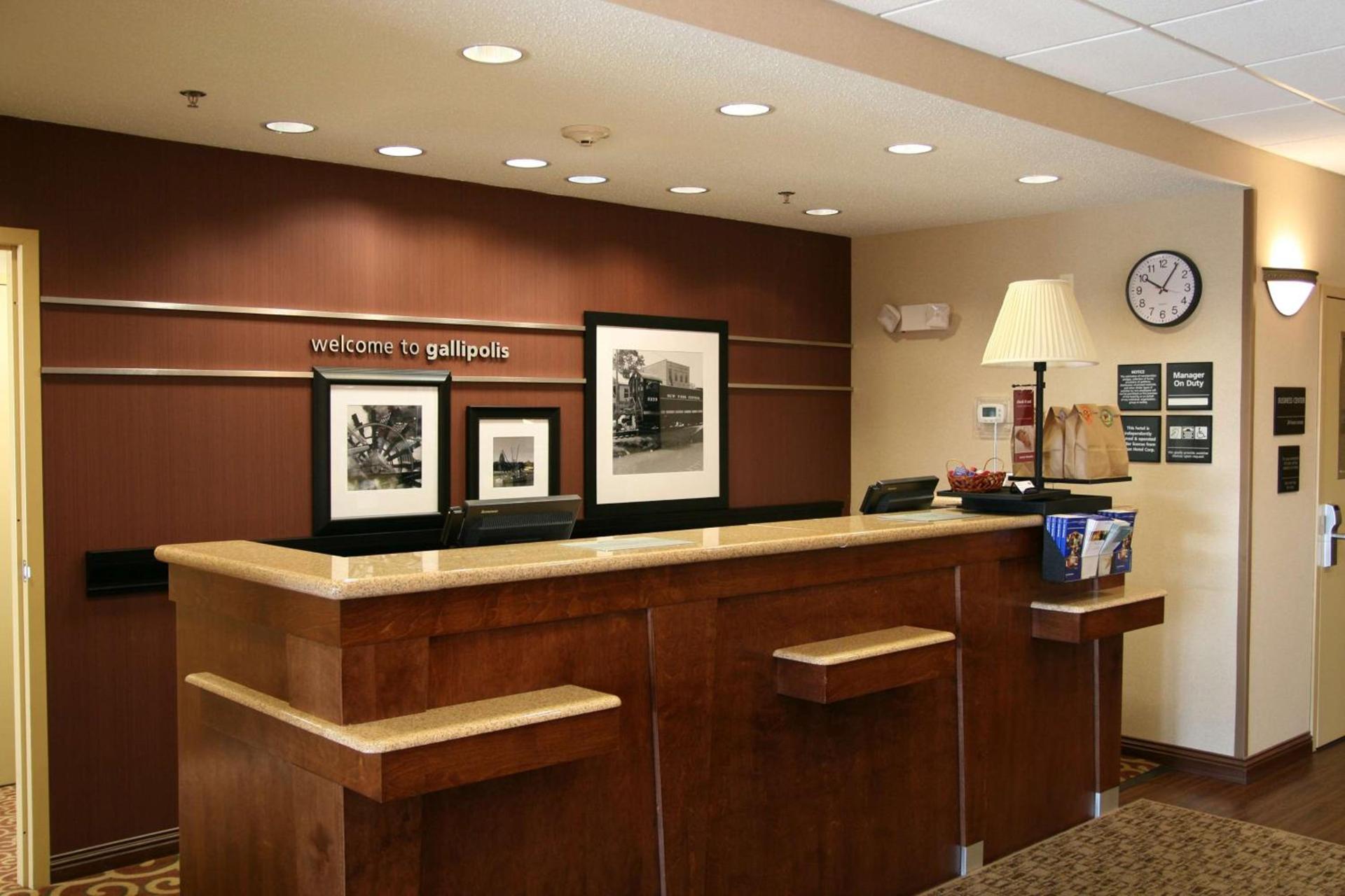 Hampton Inn Gallipolis photo 11