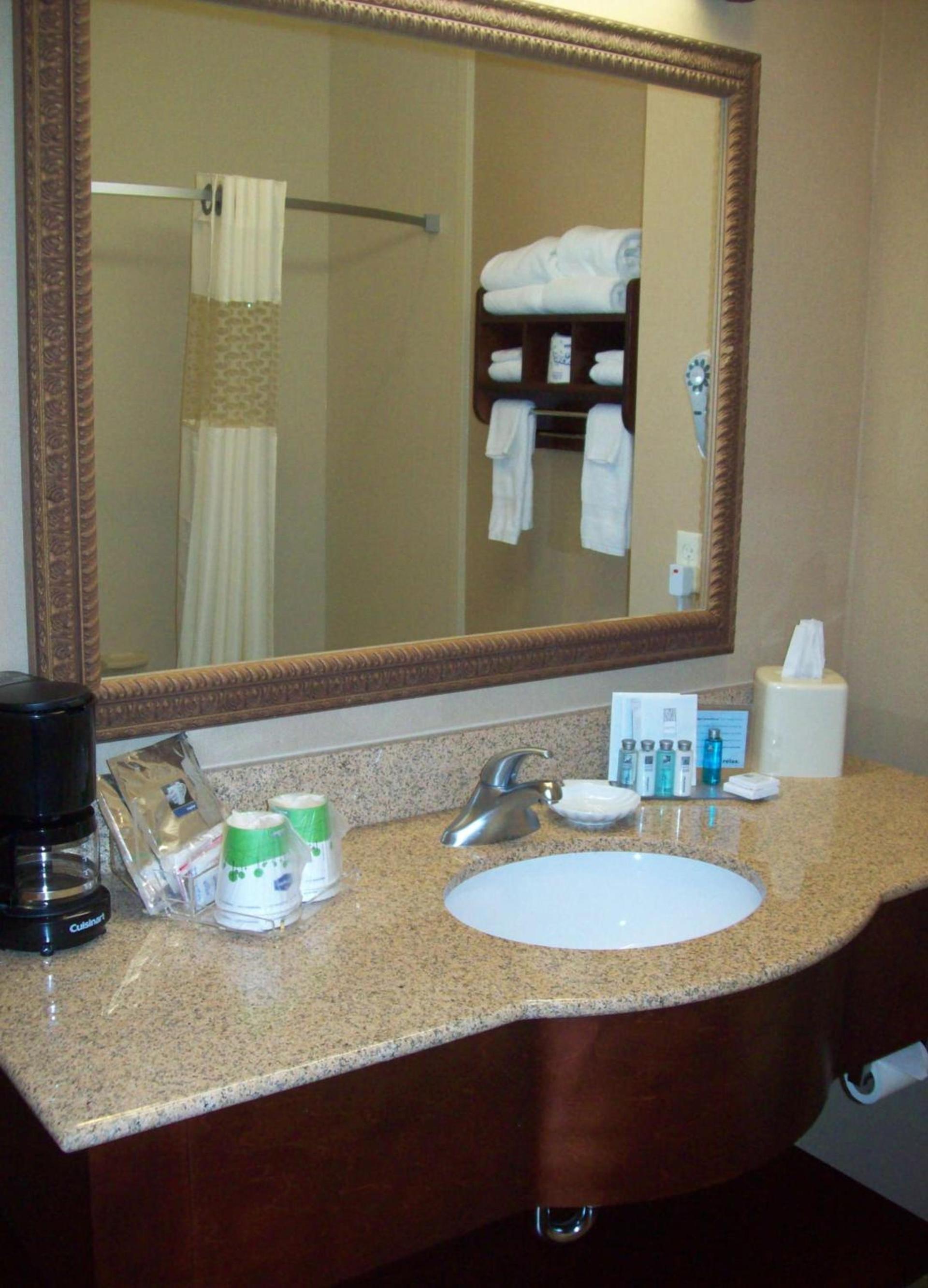 Hampton Inn Gallipolis photo 38